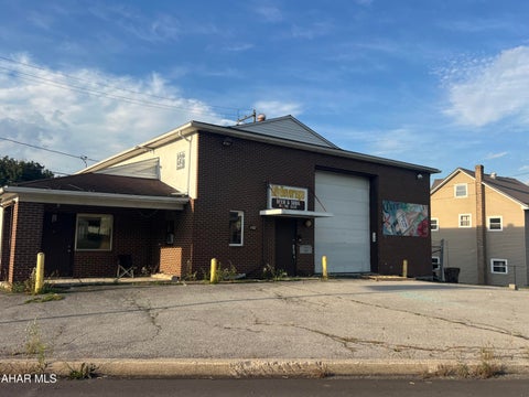 Photo for 602 Evergreen Street