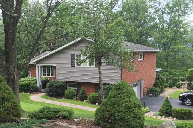 Meadowbrook - Residential