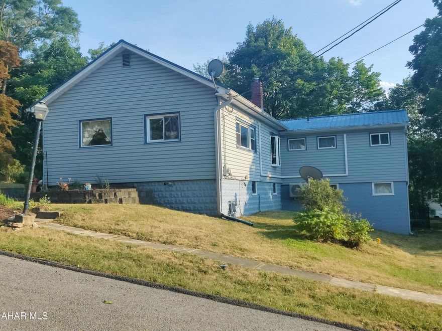 Great Spot near Highland Park for this 3 BR 2 Bath Home on a Large Lot. One Story Living with Partially Finished Walk Out Basement which Provides Additional Living Space and a Potential 4th Bedroom. Metal Roof, Central Air, Walking Distance to Highland Park, Outdoor Relaxing and Entertaining Area in the Fenced Back Yard. Real Nice Shed for the Tools and Toys.