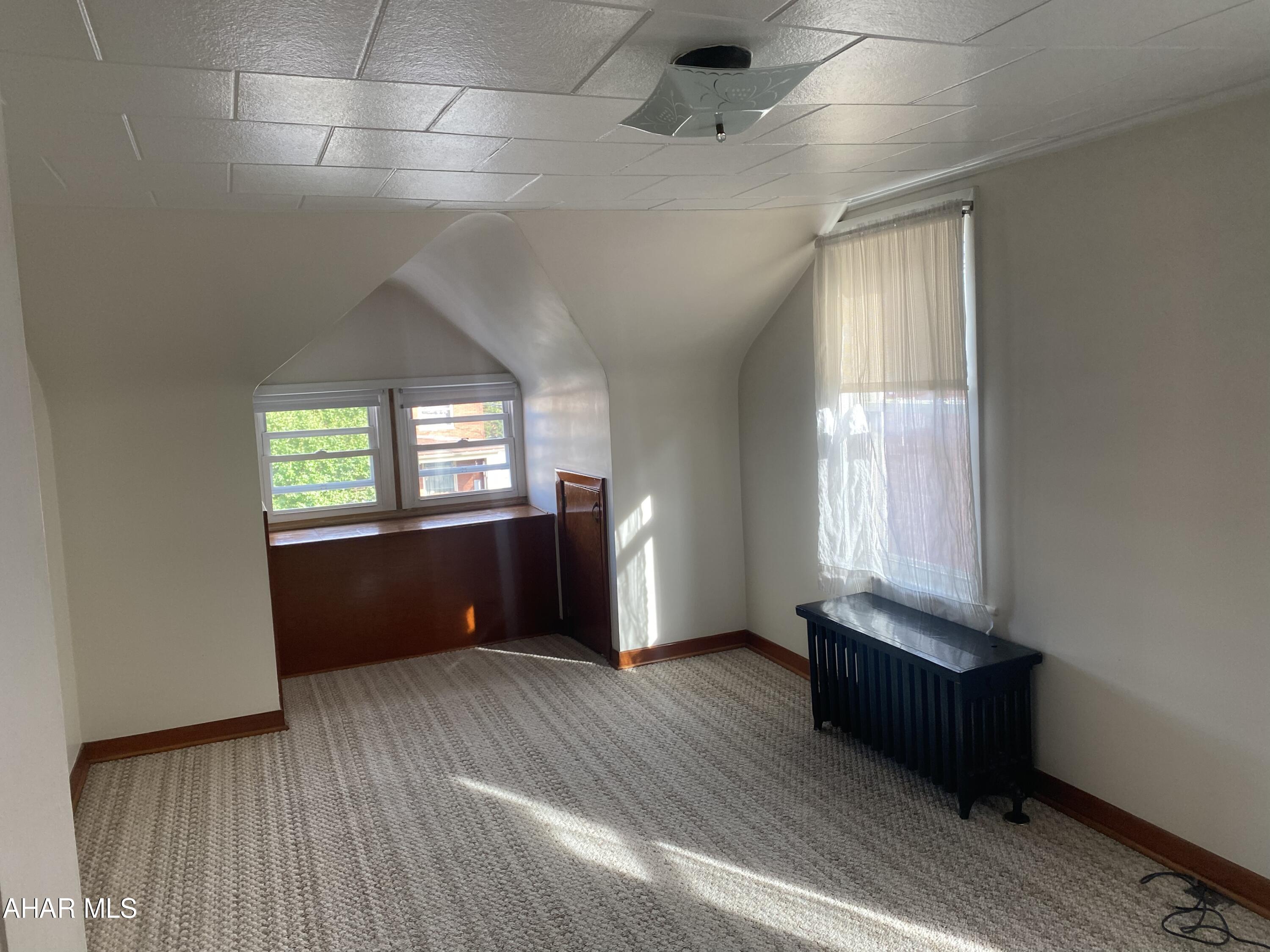 Juniata - Residential