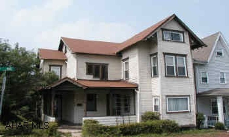 BIG 2.5 STORY FRAME - GOOD VALUE FOR THE PRICE Newer gas hot water furnace.