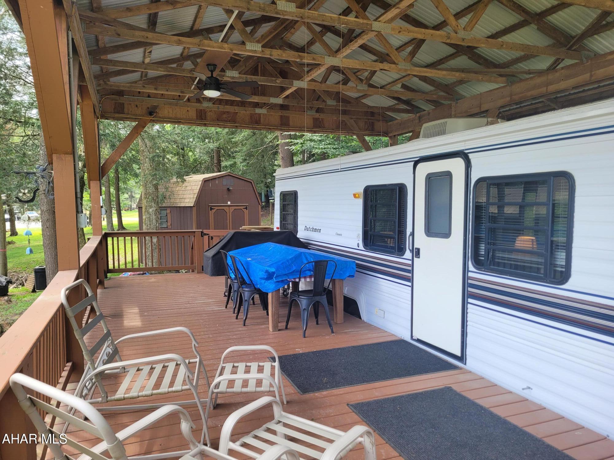 Glendale Yearound - Residential