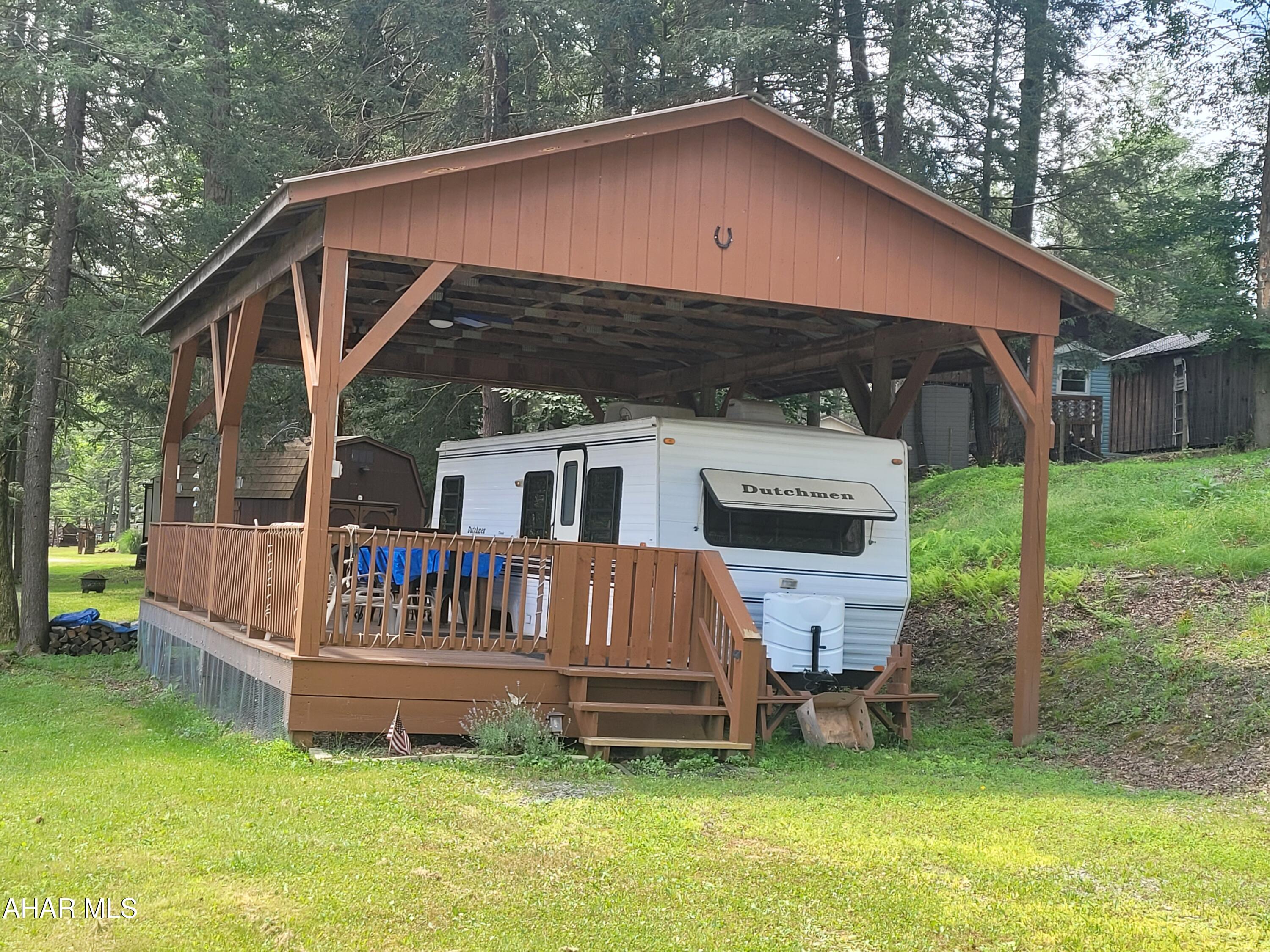 Glendale Yearound - Residential