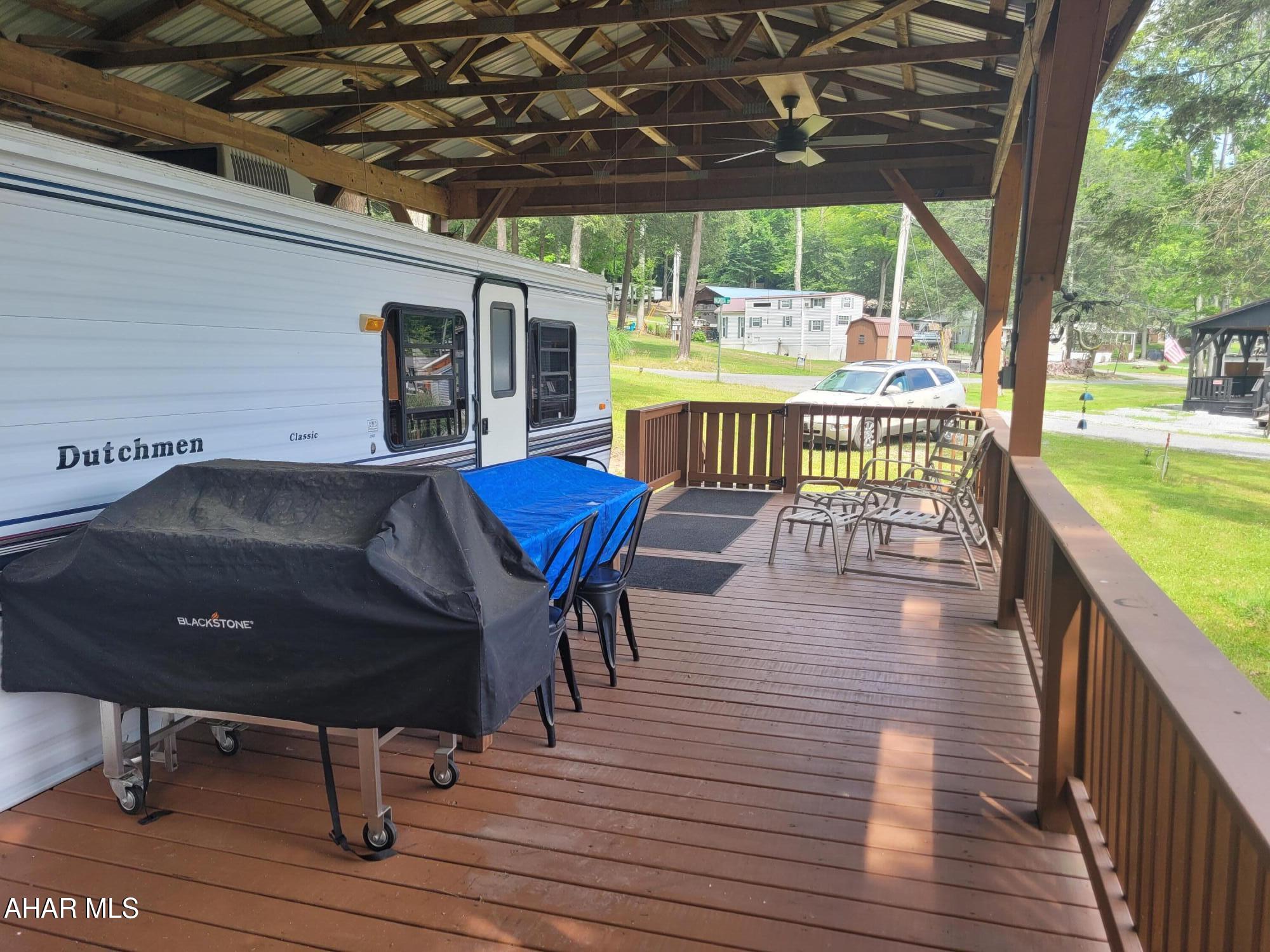 Glendale Yearound - Residential