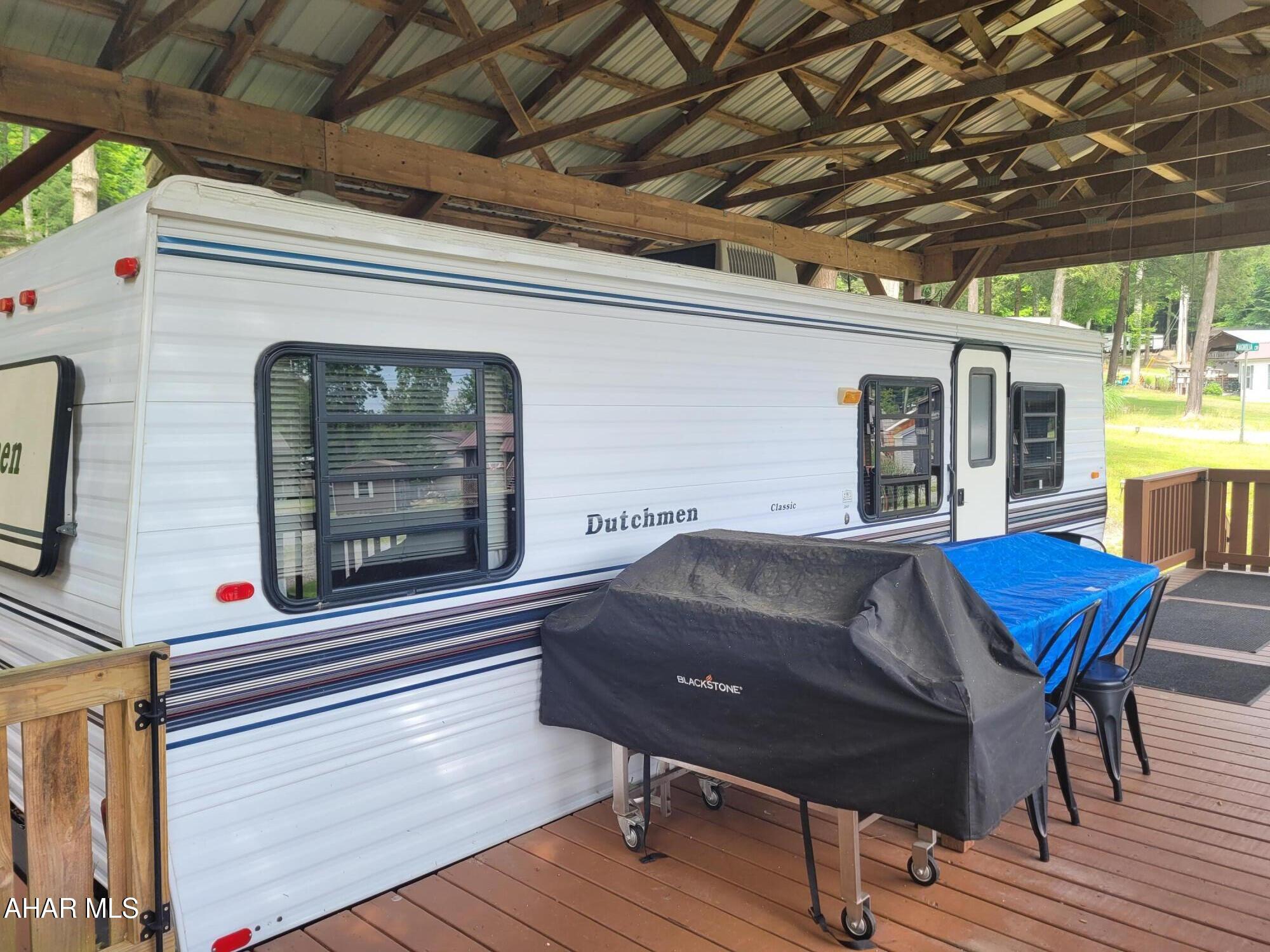 Glendale Yearound - Residential