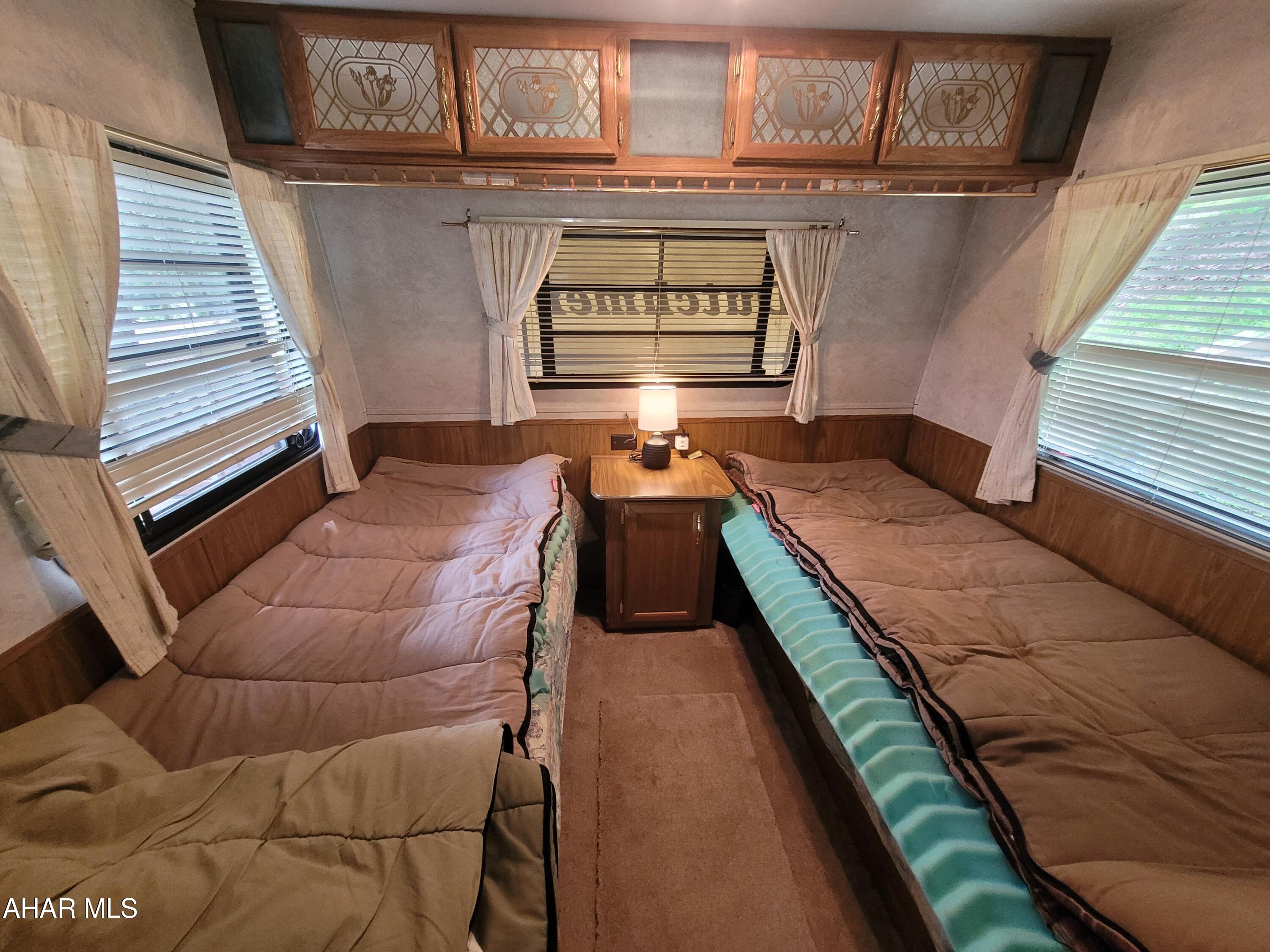 Glendale Yearound - Residential