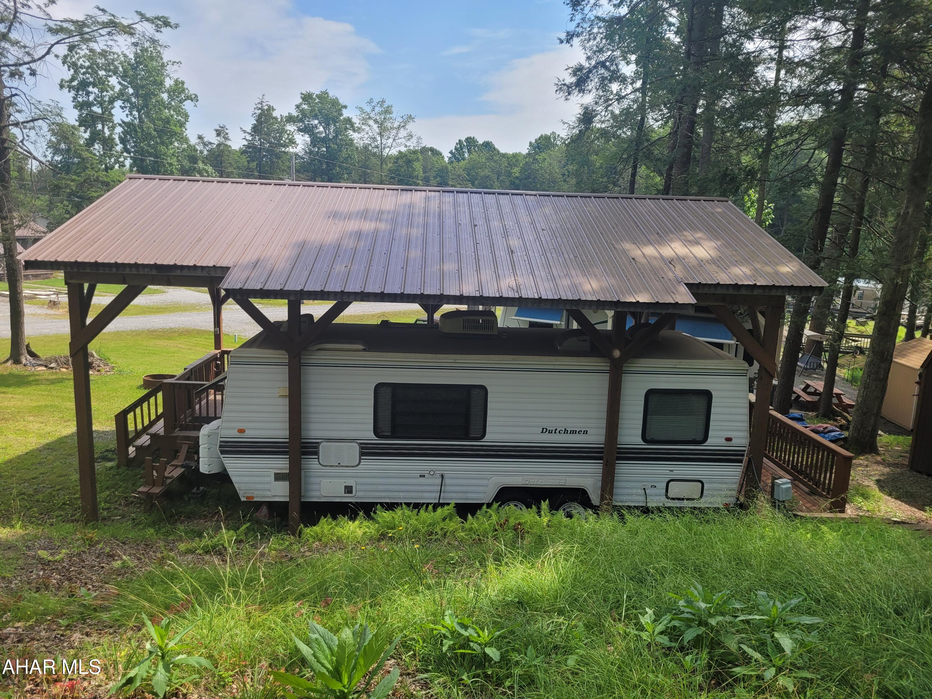 Glendale Yearound - Residential