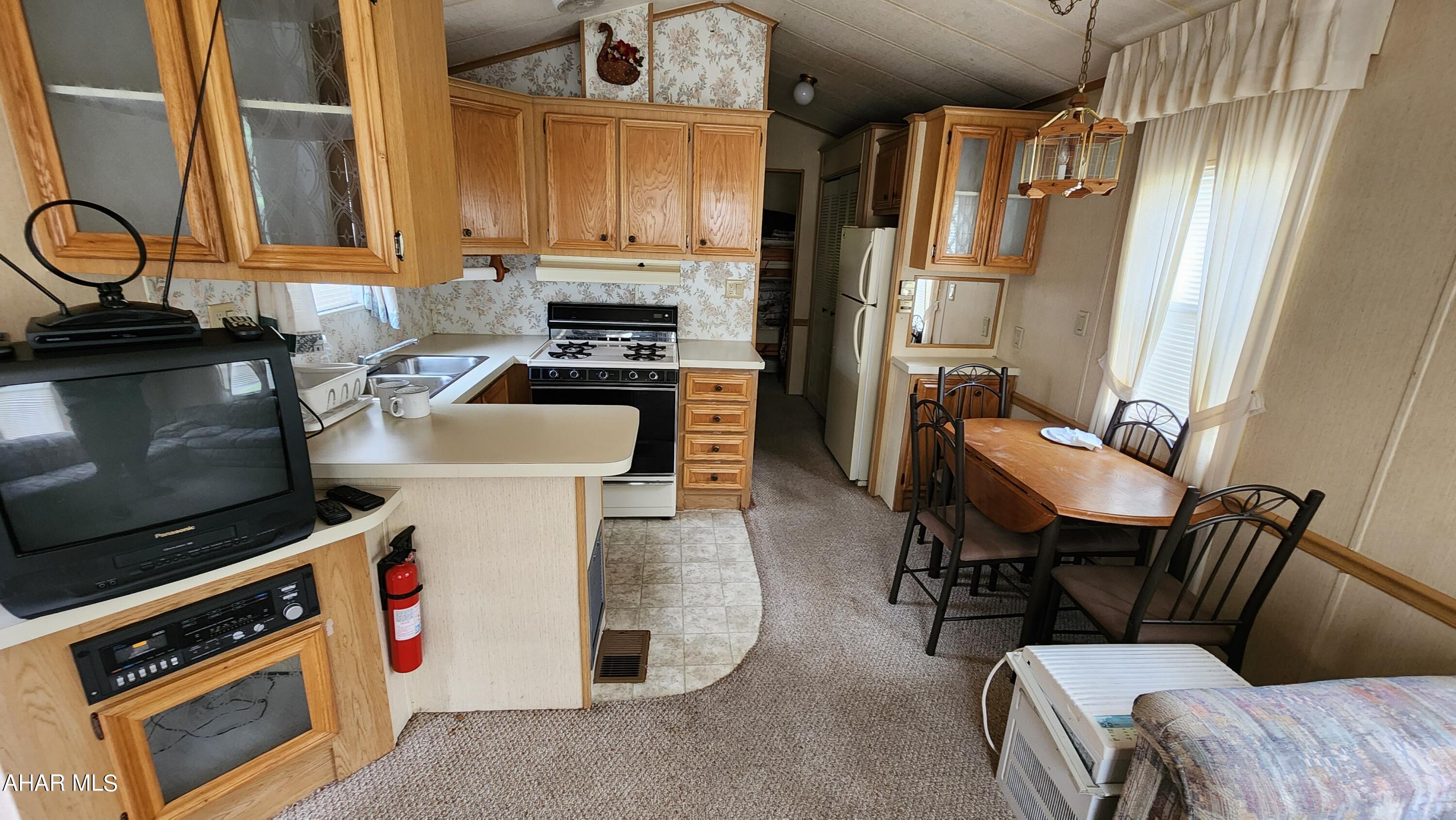 Glendale Yearound - Residential