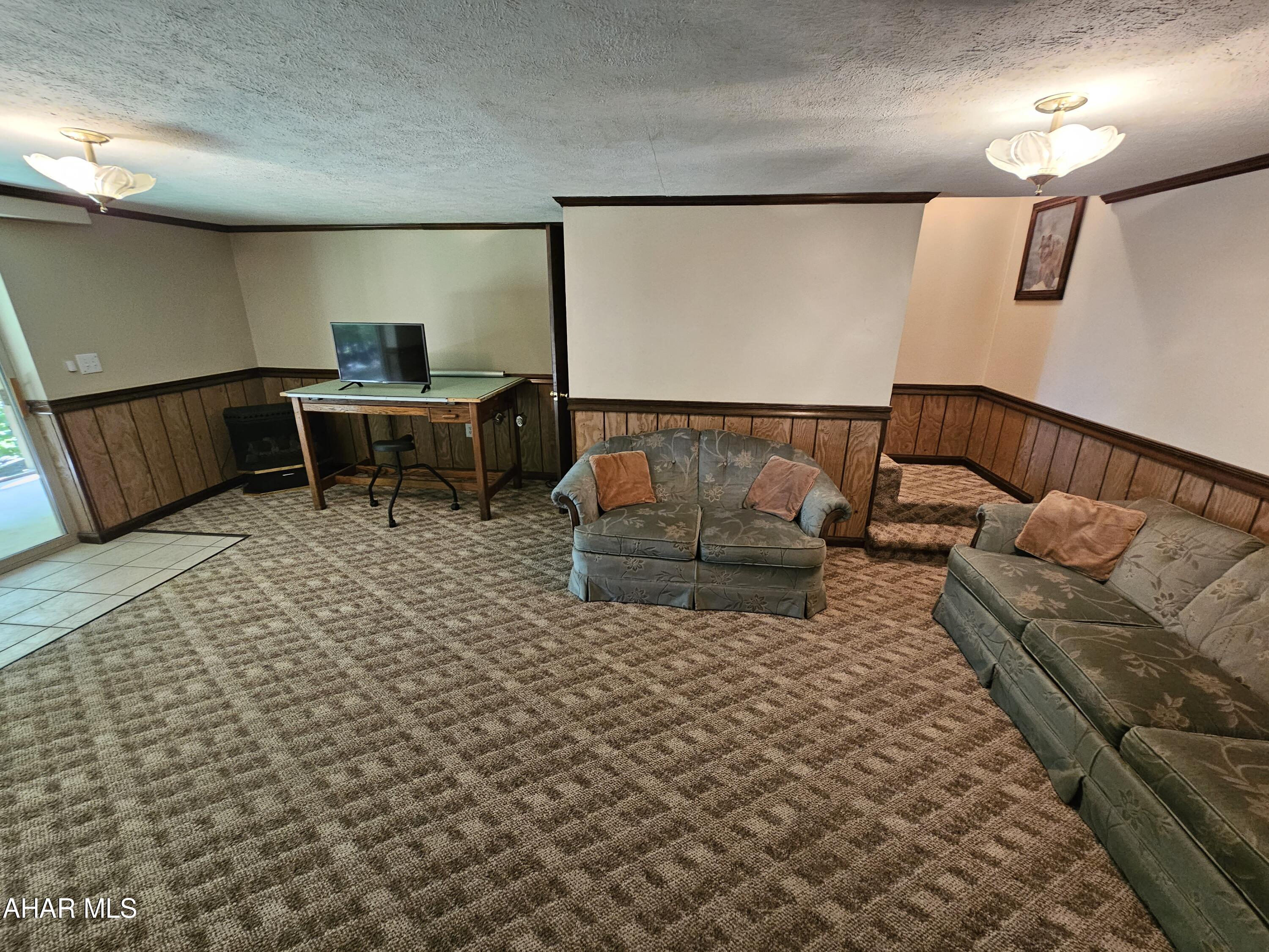 Glendale Yearound - Residential