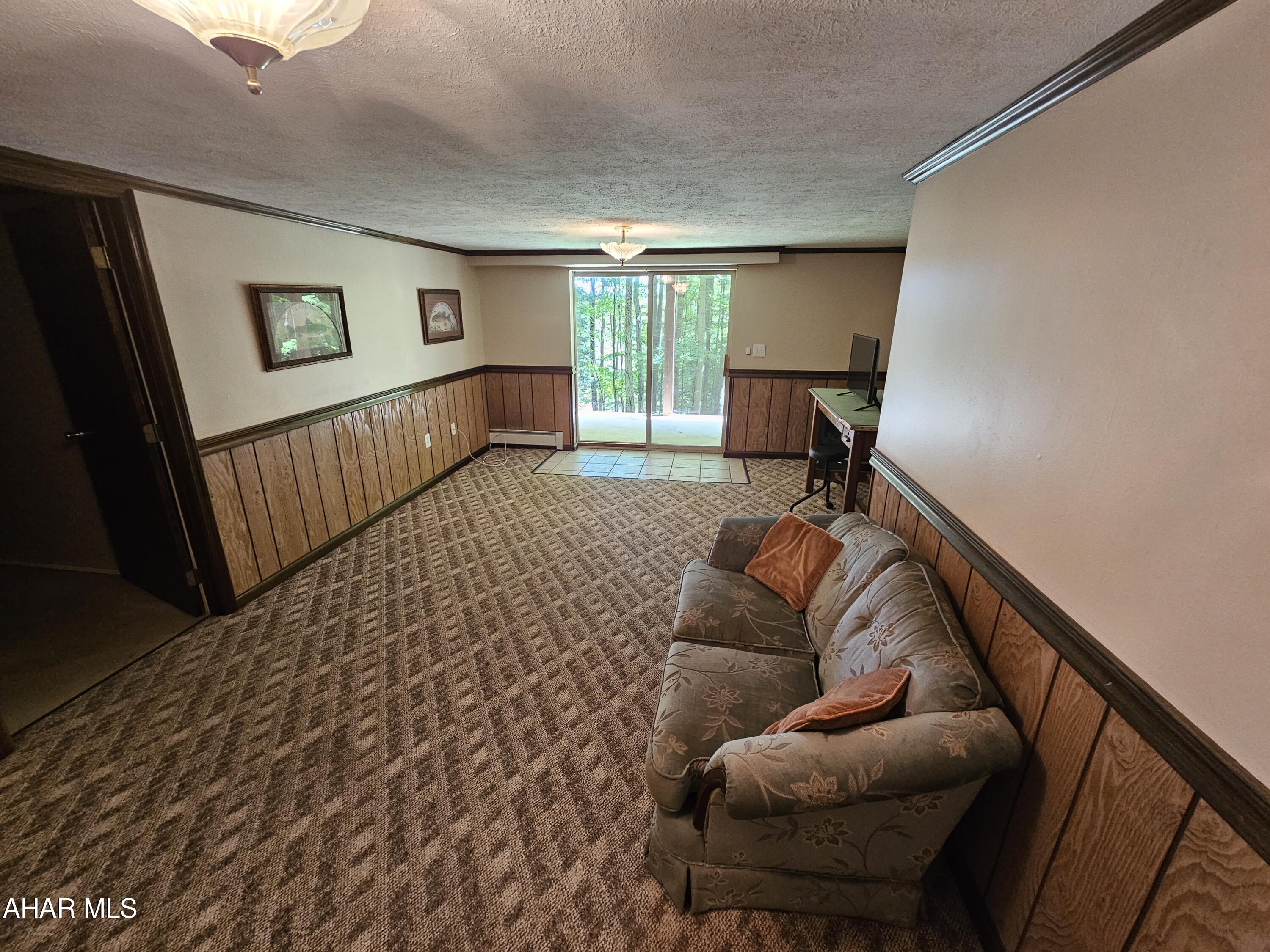 Glendale Yearound - Residential