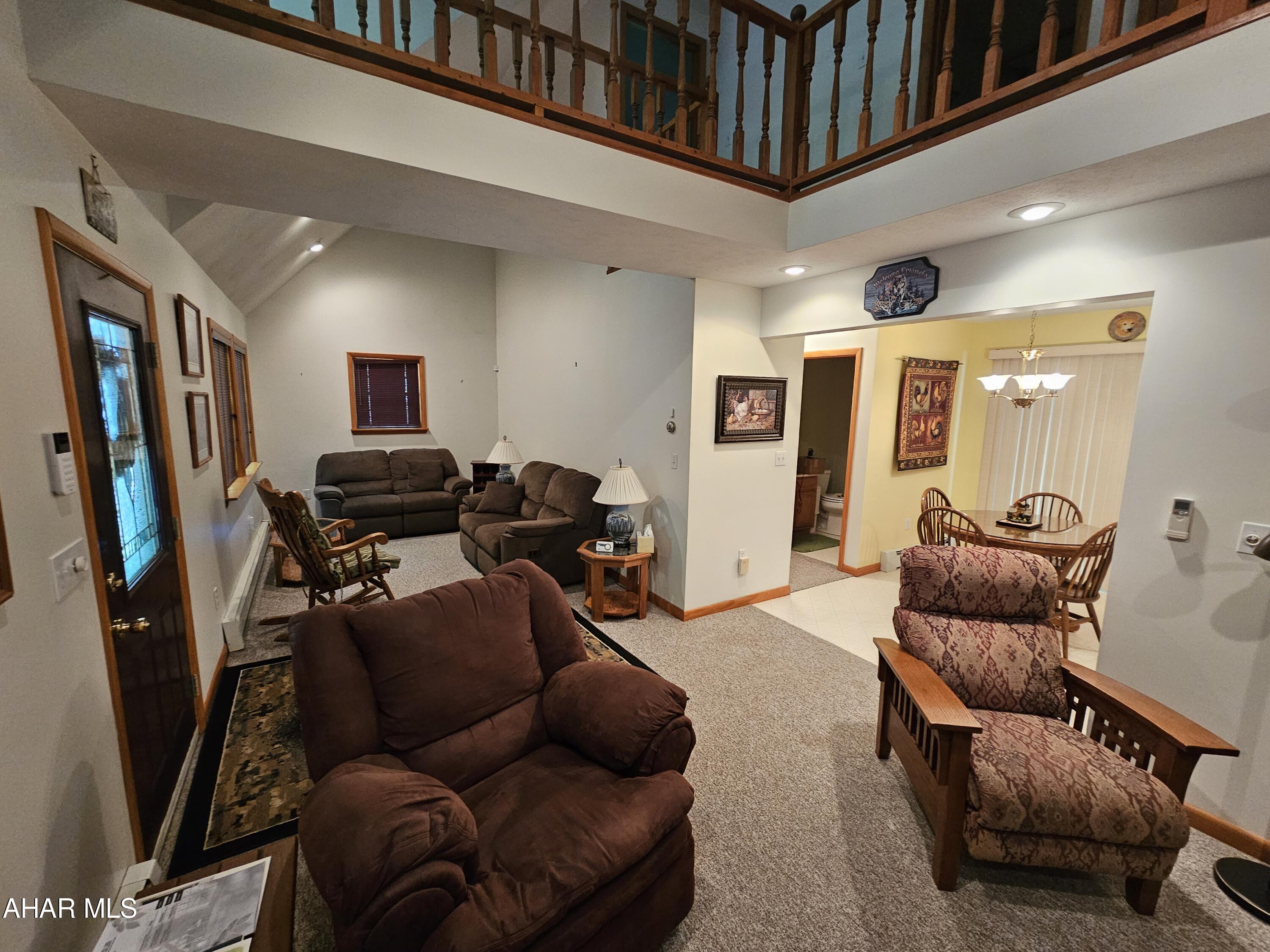 Glendale Yearound - Residential