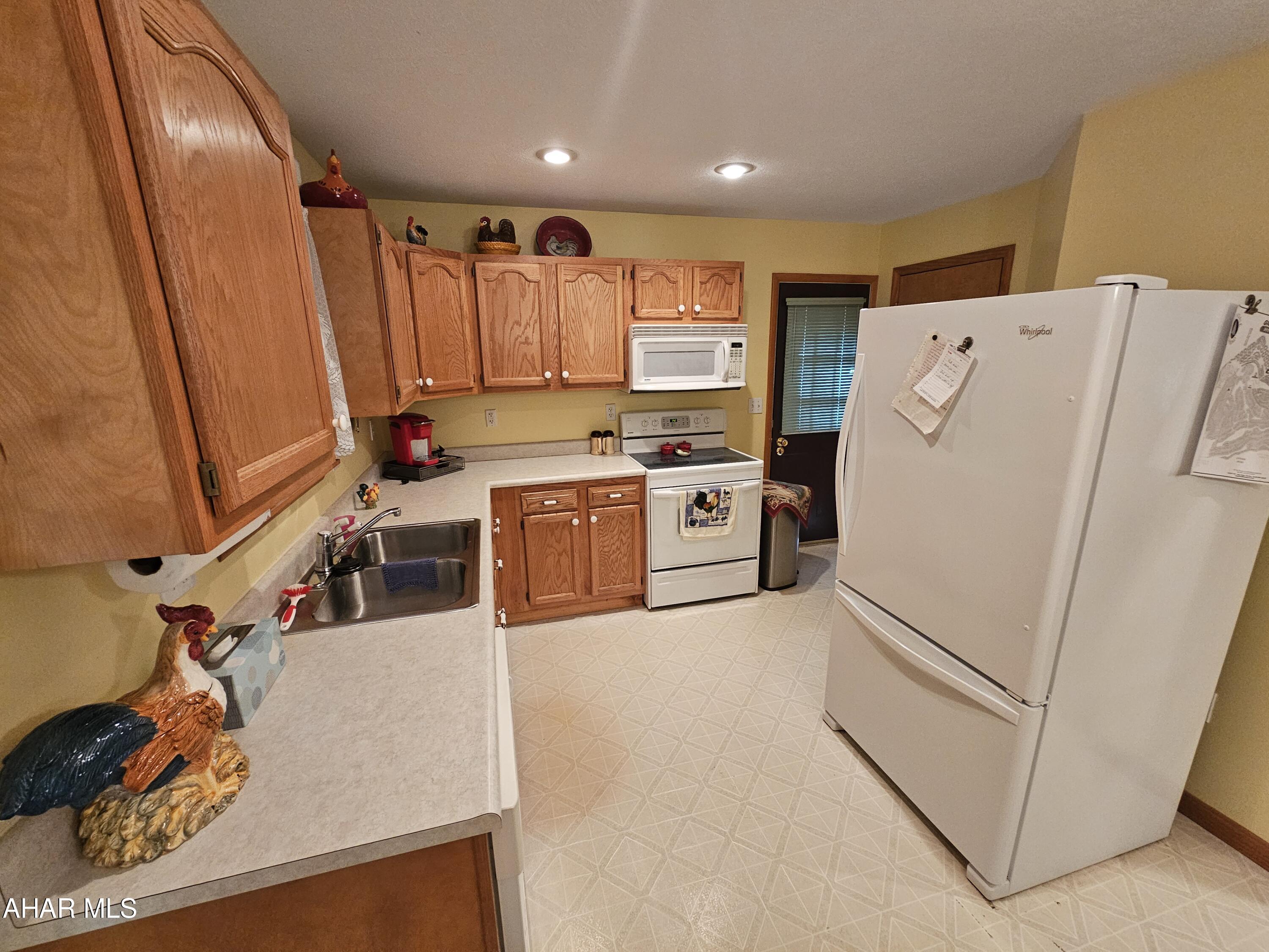 Glendale Yearound - Residential