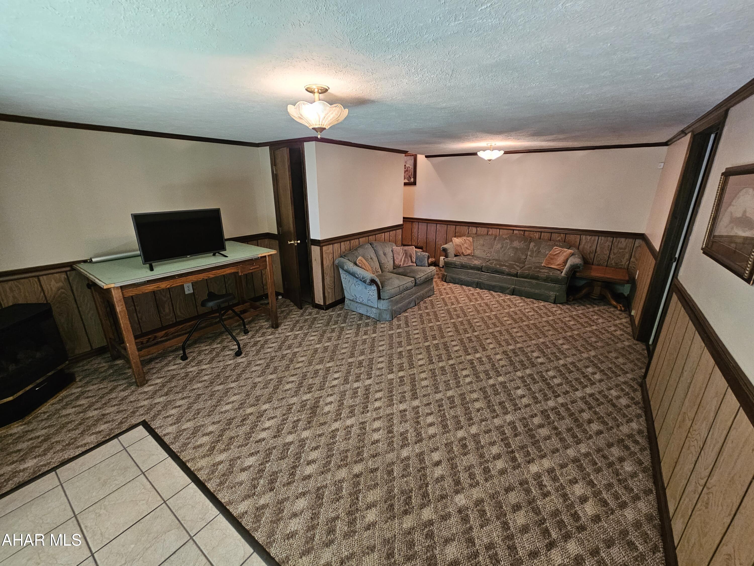 Glendale Yearound - Residential