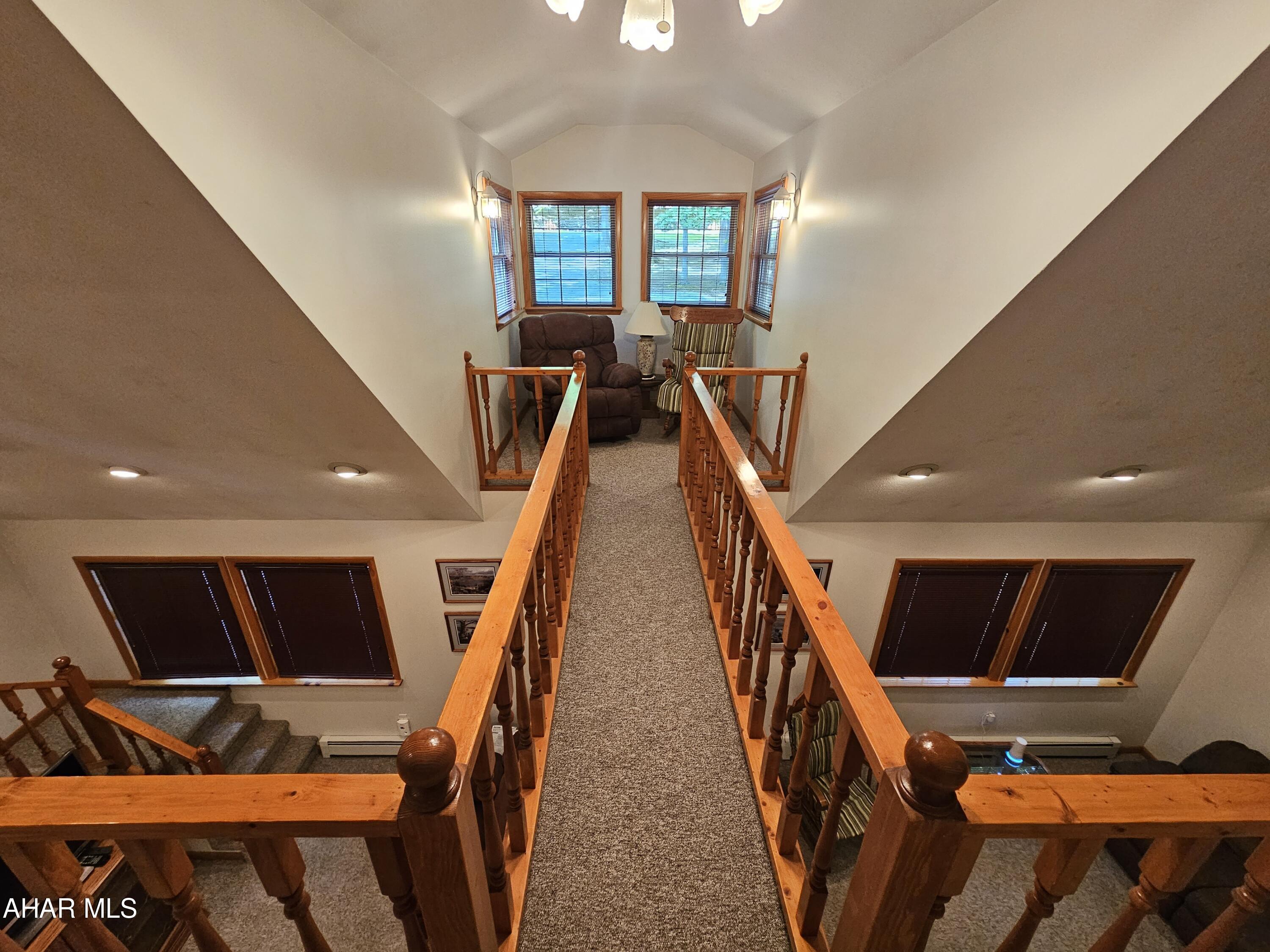 Glendale Yearound - Residential