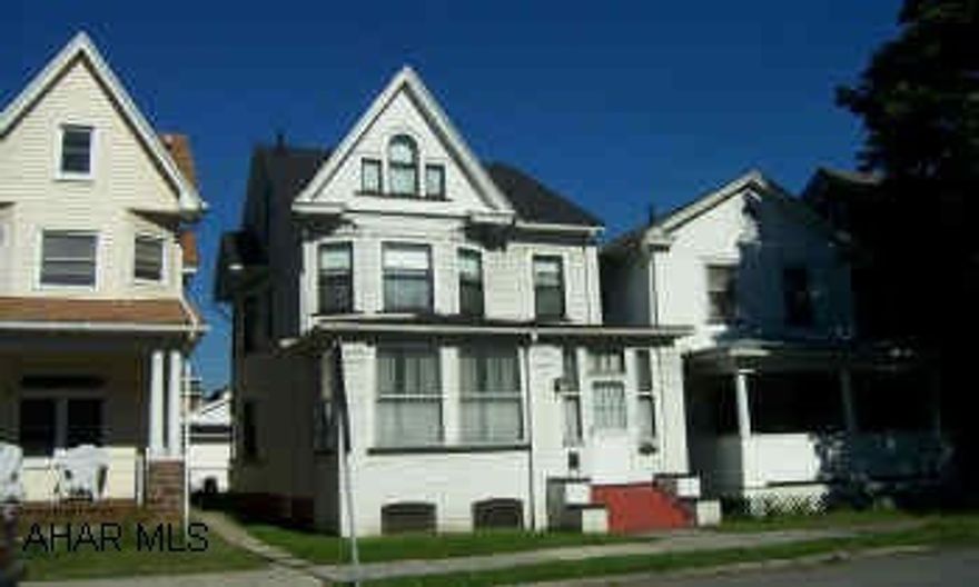 Large house with large rooms and Great garage!!  Must see!