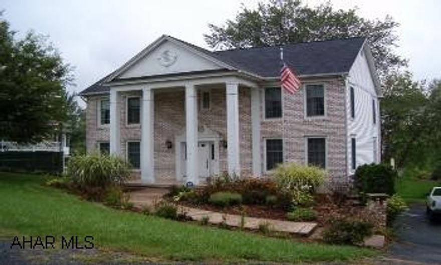 2 story brick & vinyl in Penn Farms over 3,000 sq. ft. finished living space.  $5,000 paint & carpet allowance. 2 story brick & vinyl in Penn Farms over 3,000 sq. ft. finished living space in Penn Farms w/many extras. 4-5BR, 2 full baths, three 1/2 baths, 2 family rooms, walk out basement, crown molding thru out home. $5,000 paint & carpet allowance.