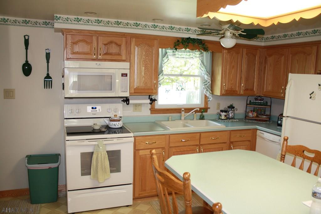 Foot of Ten - Residential