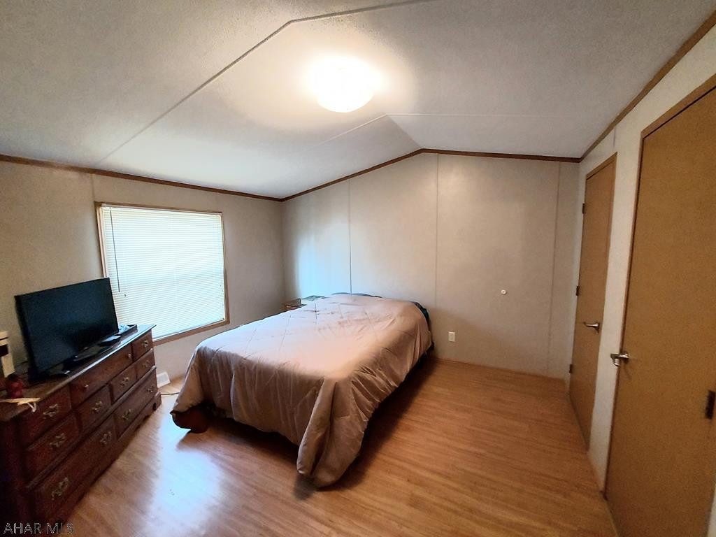 Laurel Woods - Residential