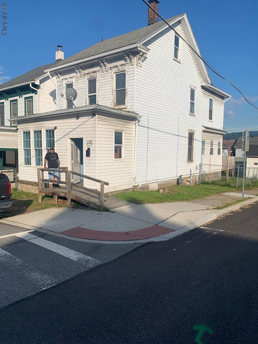 3 Bedrooms, Living Room, Dining Room, Kitchen, Enclosed Porch, Shed.  Needs some work.  Rear parking.