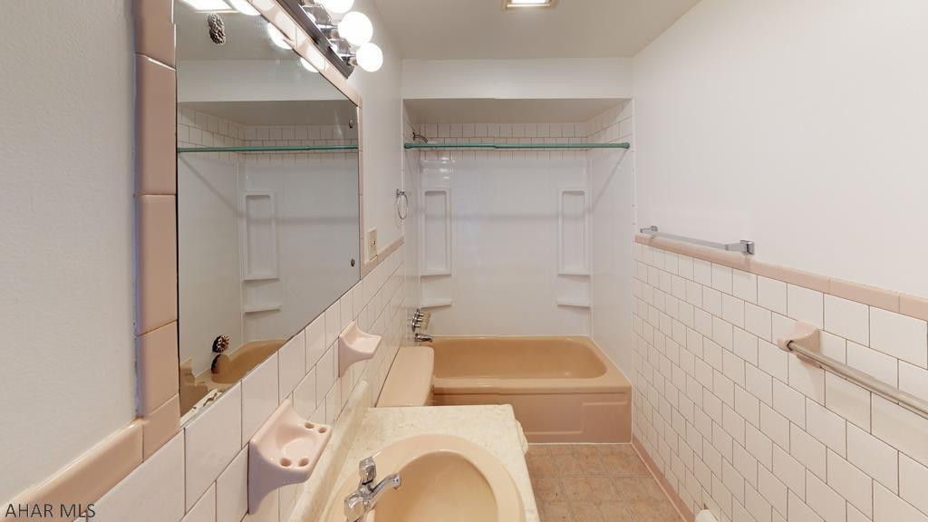 Unknown - Residential Income