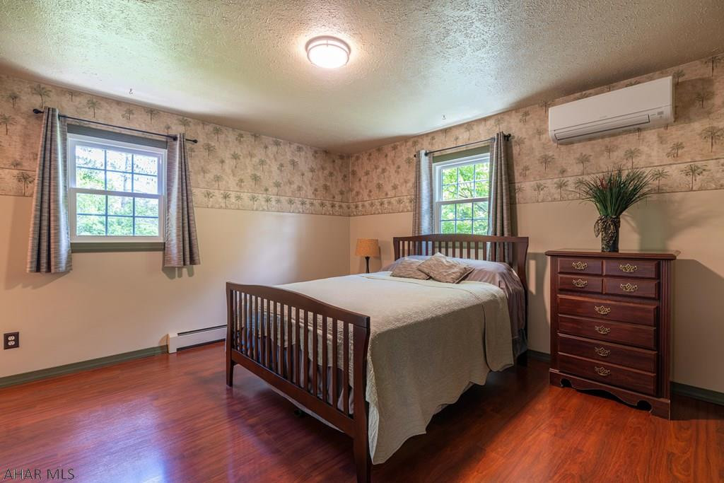 Juniata Gap - Residential