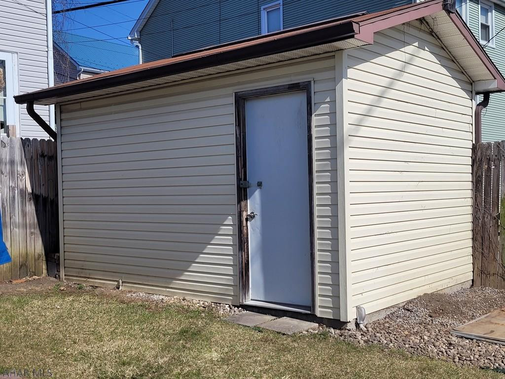 Unknown - Residential