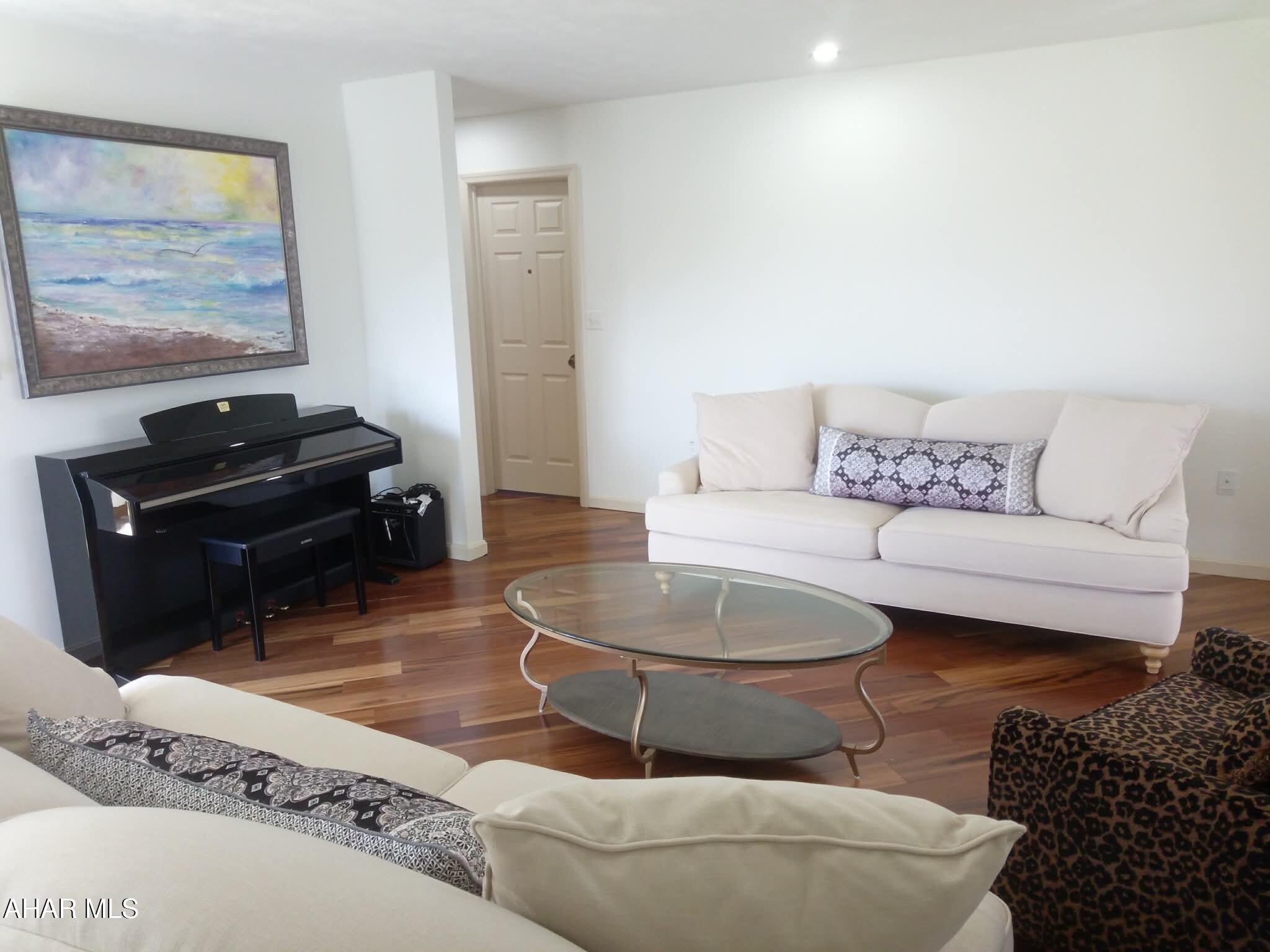 Woodland Terrace - Residential