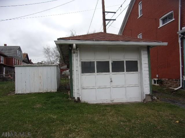 Juniata - Residential