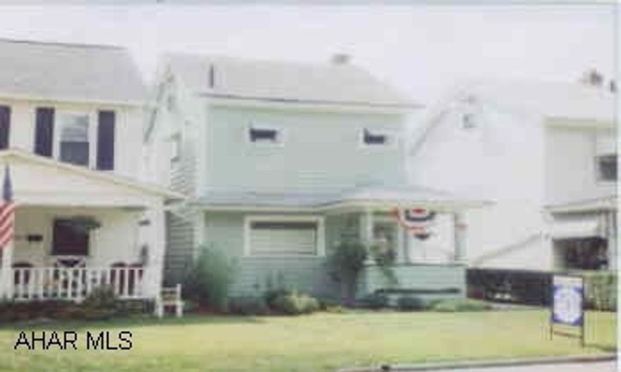 IT'S A "GOOD THING" THIS DARLING HOME IN TUCKAHOE PARK AREA! CUTE LANDSCAPING, 2-CAR GARAGE, PRIVATE COVERED DECK, 1ST FLOOR POWDER ROOM. FINISHED HEATED THIRD FLOOR. IT'S A "GOOD THING" THIS DARLING HOME IN TUCKAHOE PARK AREA! CUTE LANDSCAPING, 2-CAR GARAGE, PRIVATE COVERED DECK, 1ST FLOOR POWDER ROOM. FINISHED HEATED THIRD FLOOR.