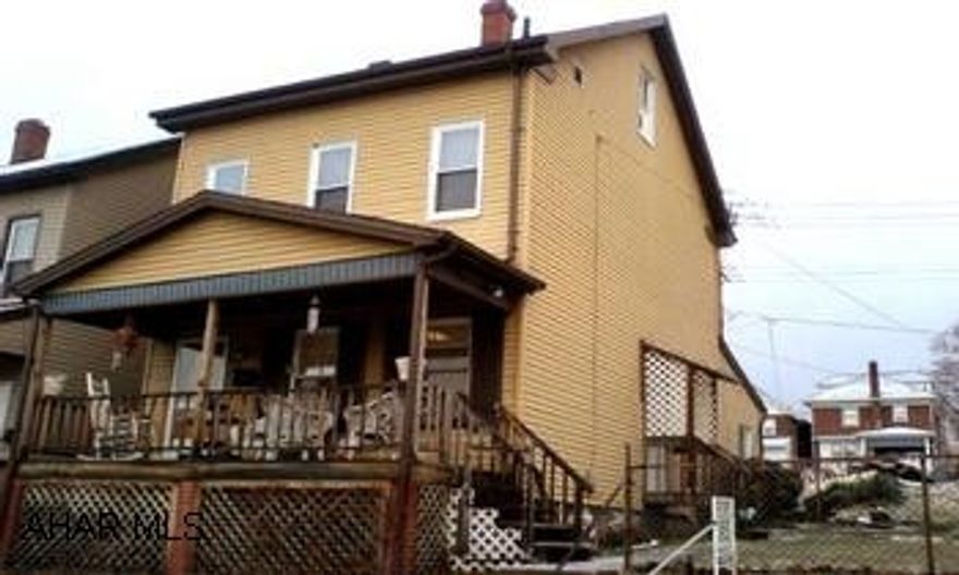 Quiet nieghborhood. Double lot with possible off-street parking. New furnace, new thermo windows, newer roof, large rooms, freshly painted eat-in kitchen w/laundry, some hardwood floors. Call Aaron 207-6267. Quiet nieghborhood. Double lot with possible off-street parking. New furnace, new thermo windows, newer roof, large rooms, freshly painted eat-in kitchen w/laundry, some hardwood floors. Call Aaron 207-6267.