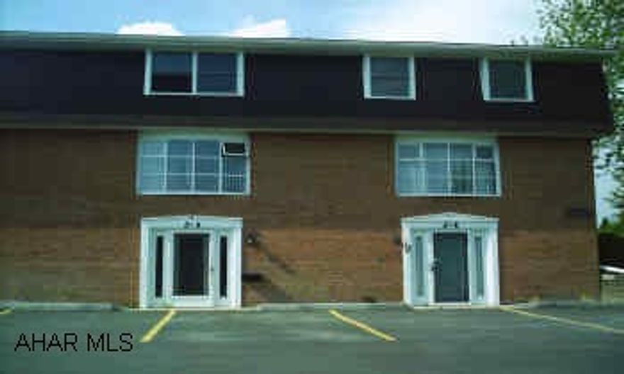 Spacious 2 BR townhouse with finished basement, gas heat, air, fireplace. Beautiful Maple Hollow Townhouses has a spacious 2BR with finished basement, gas heat, air condition, new pool, tennis court.