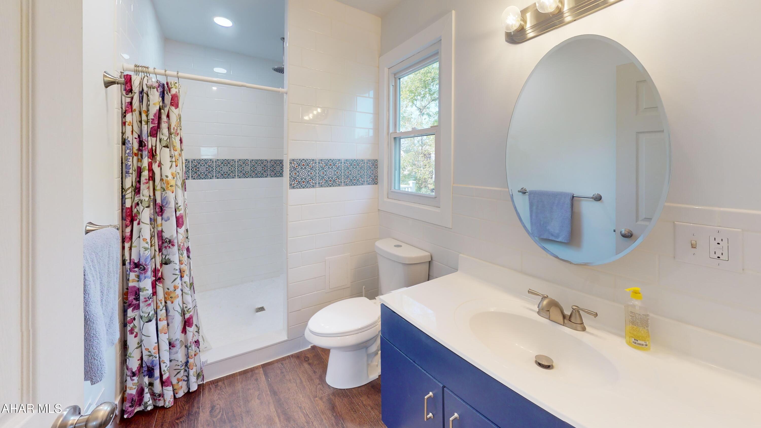 Rolling Hills - Residential