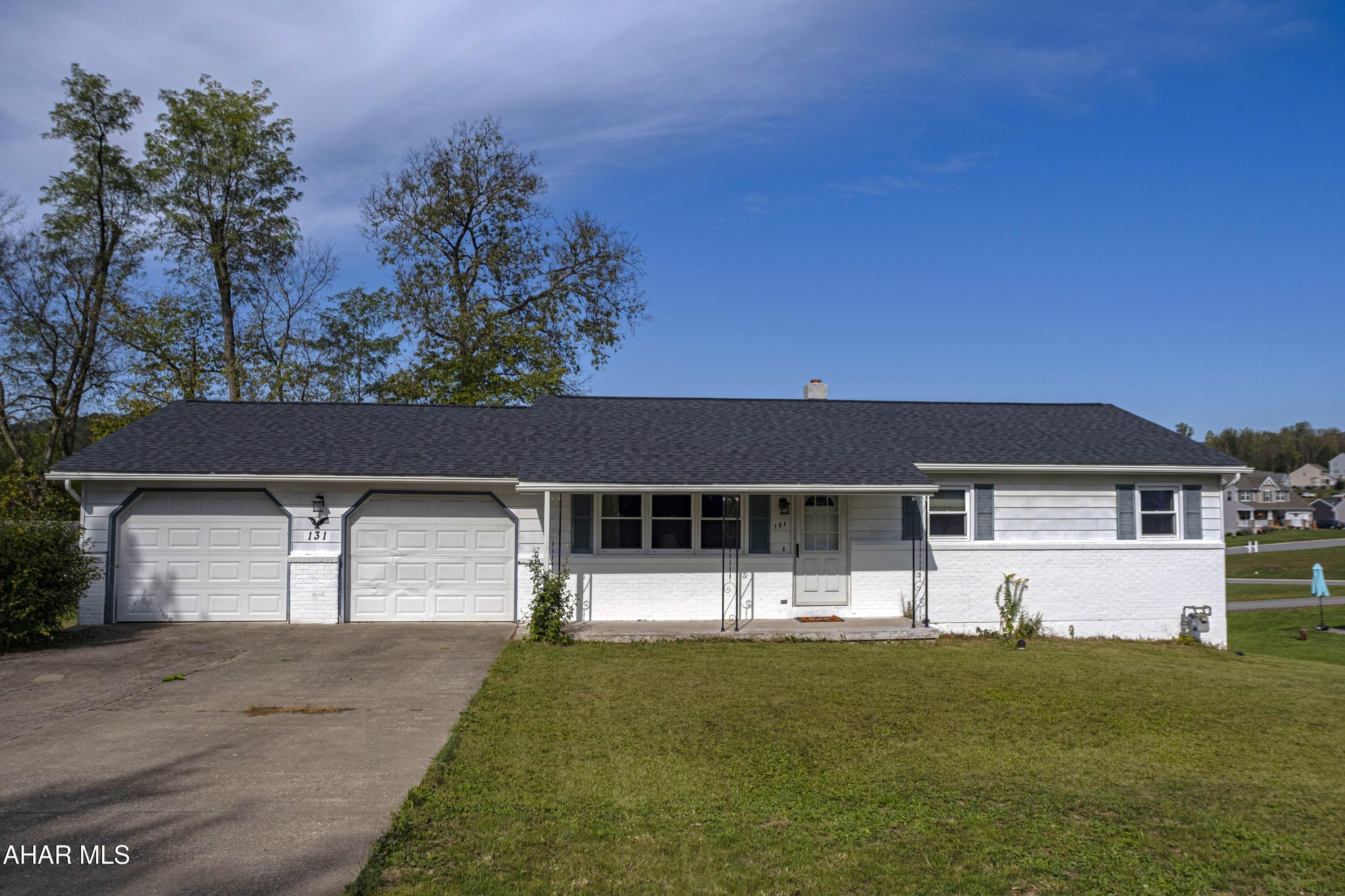 Rolling Hills - Residential