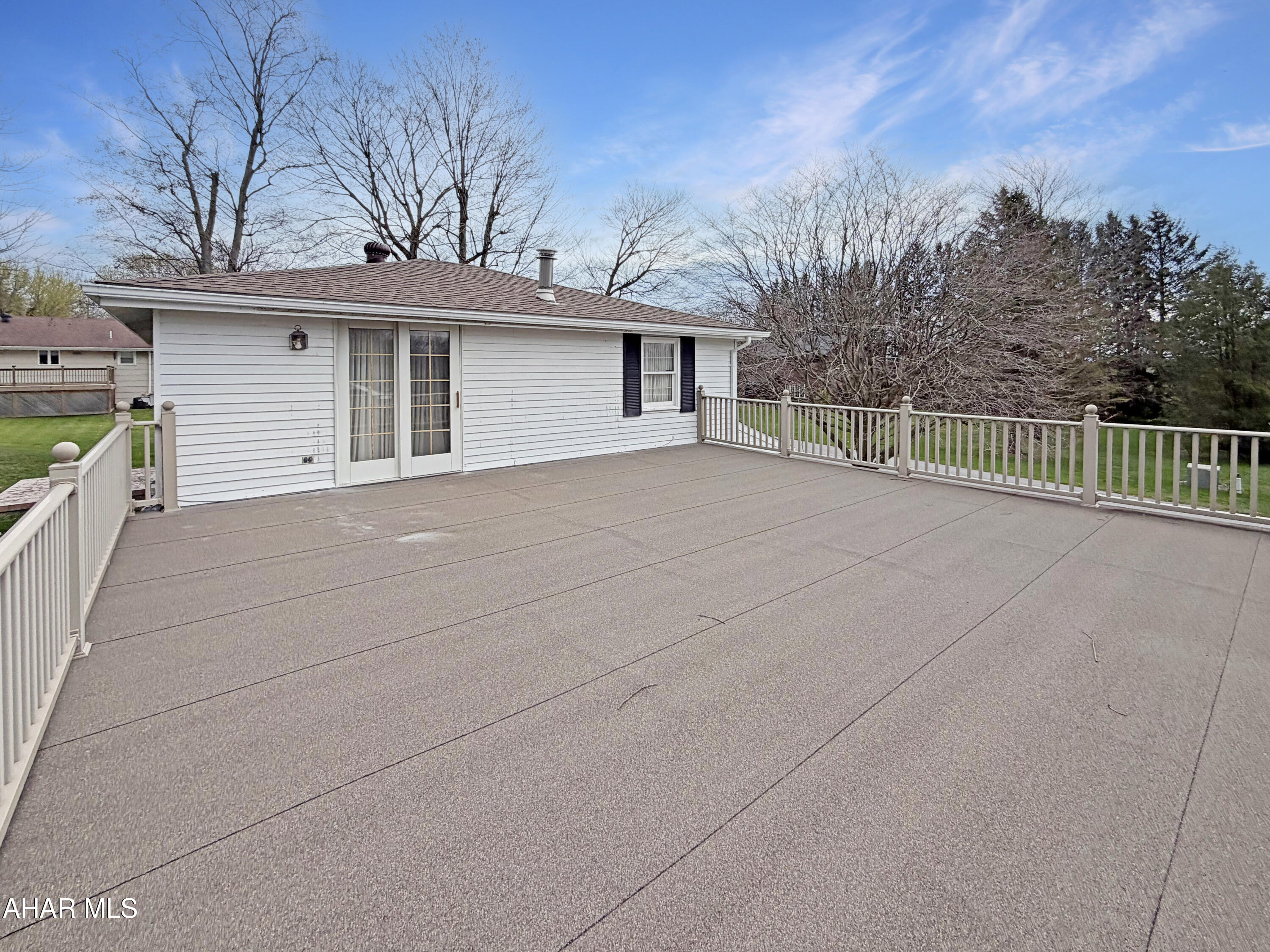 Crestwood - Residential