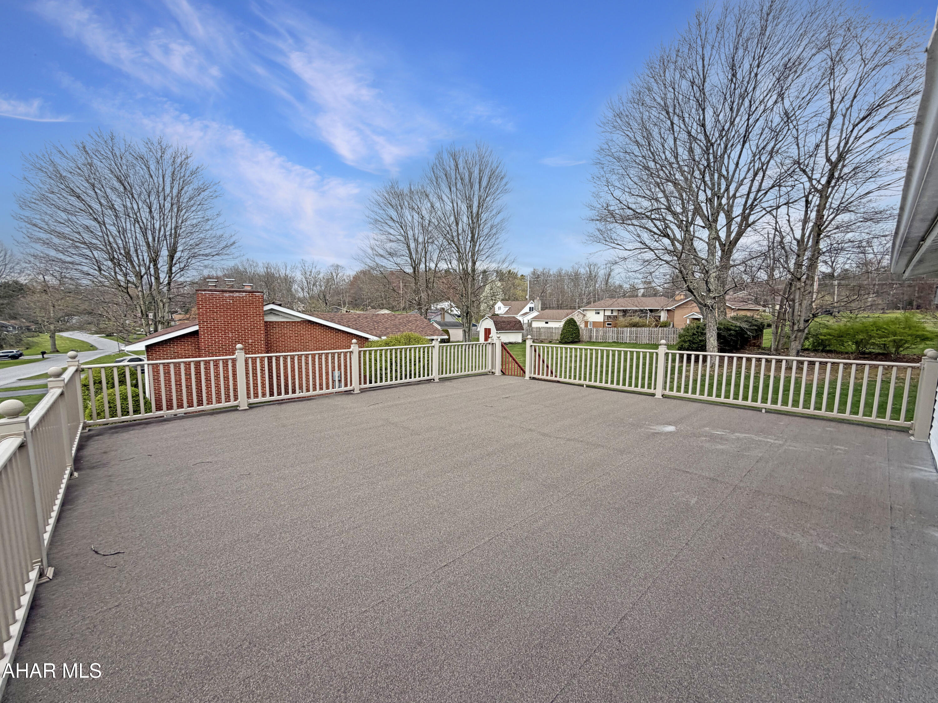 Crestwood - Residential