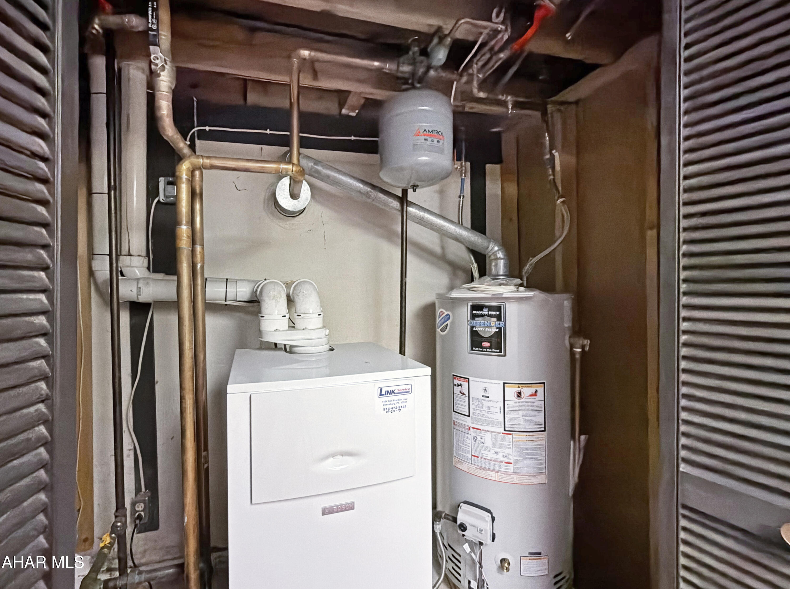 Crestwood - Residential