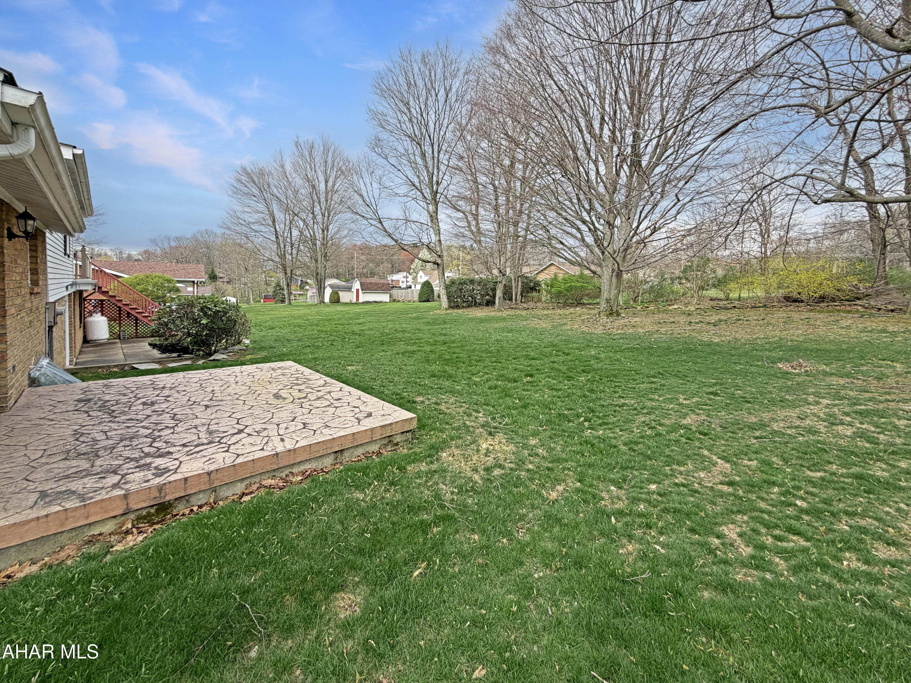 Crestwood - Residential