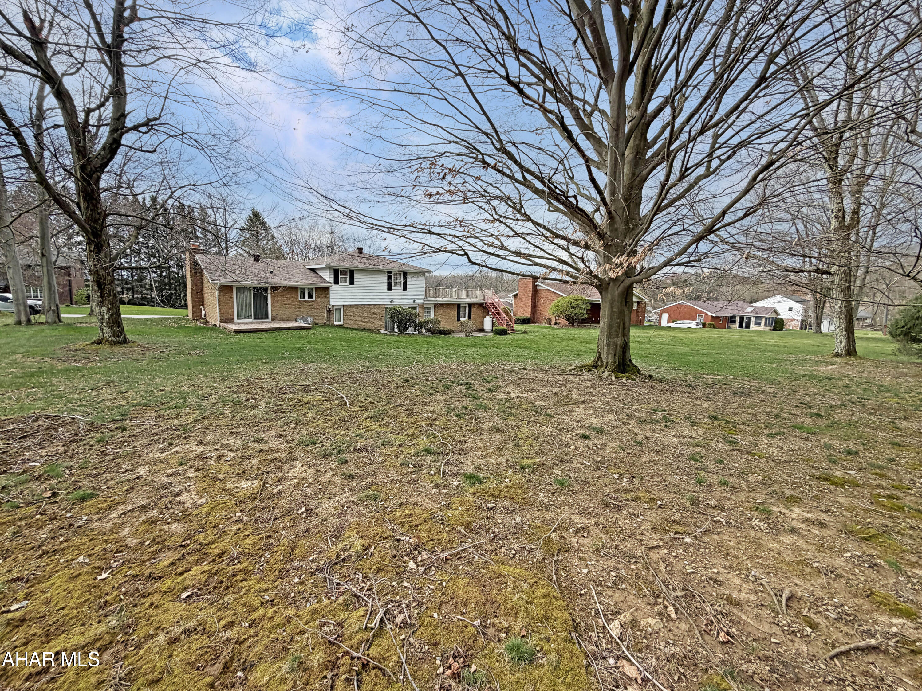 Crestwood - Residential