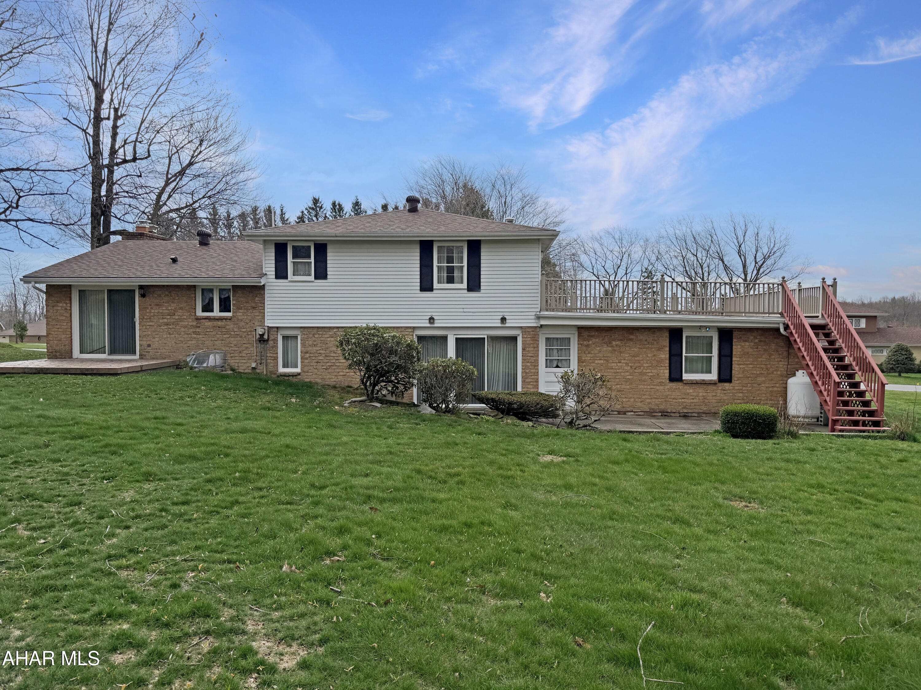 Crestwood - Residential