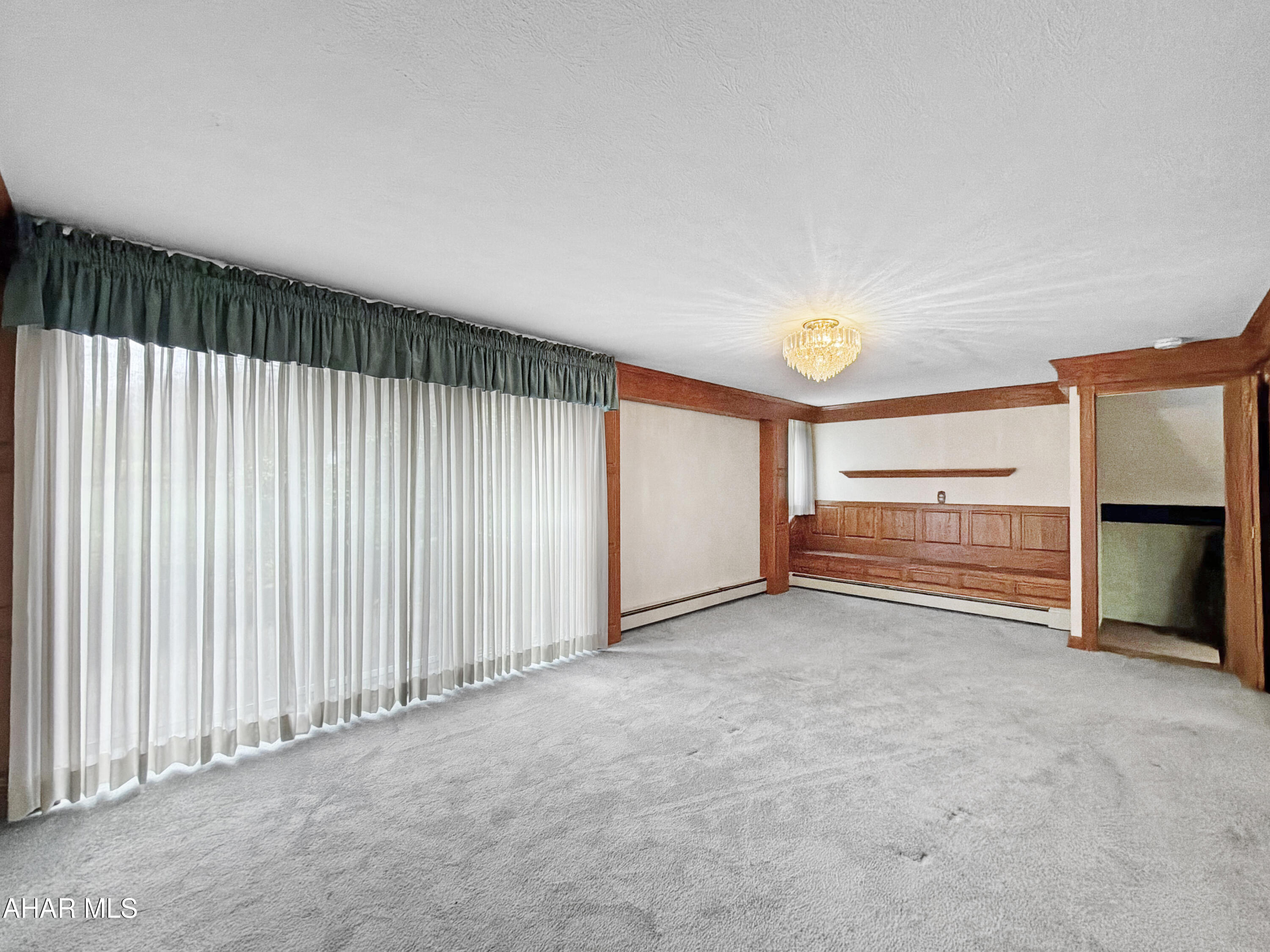 Crestwood - Residential