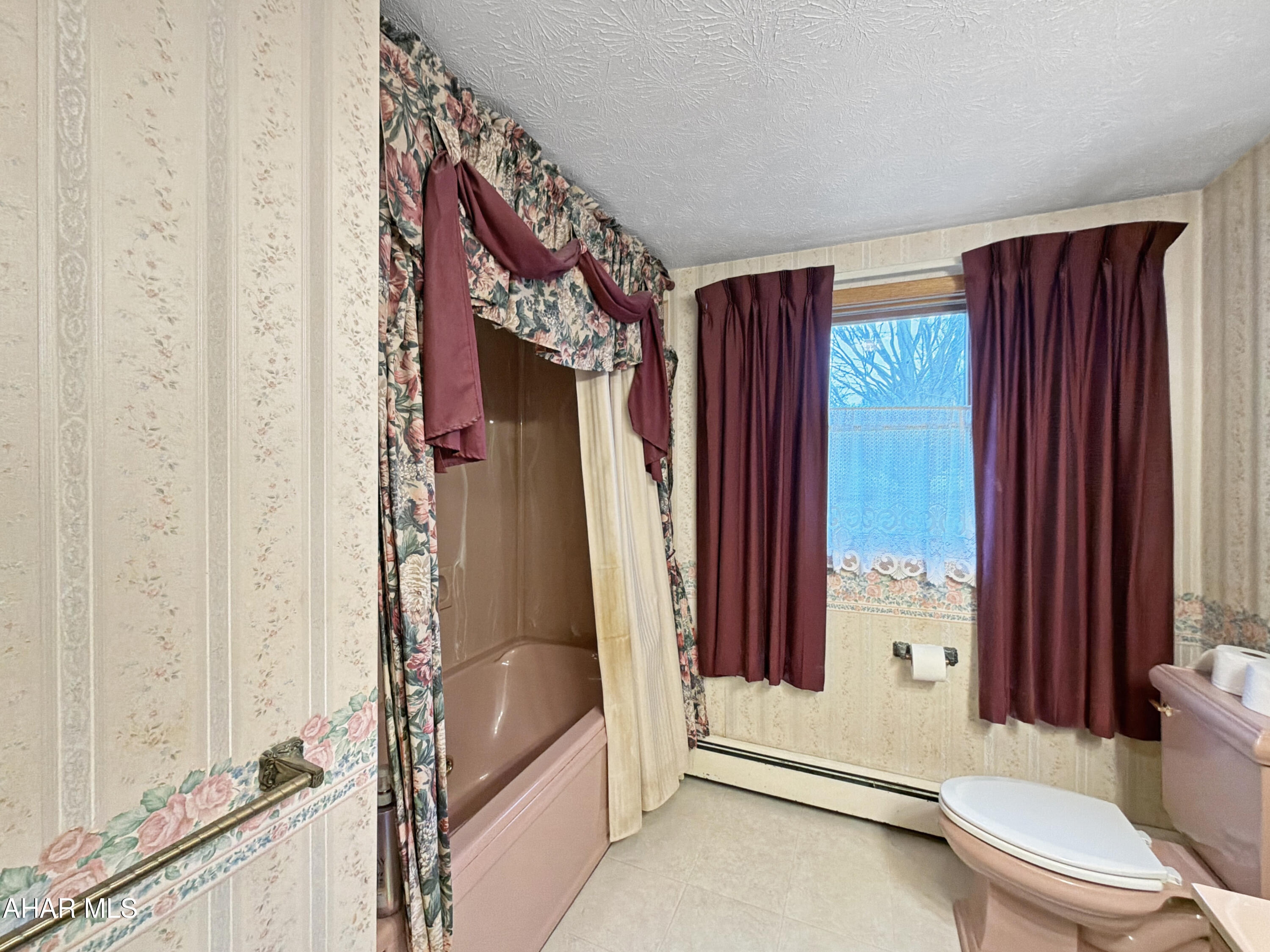 Crestwood - Residential