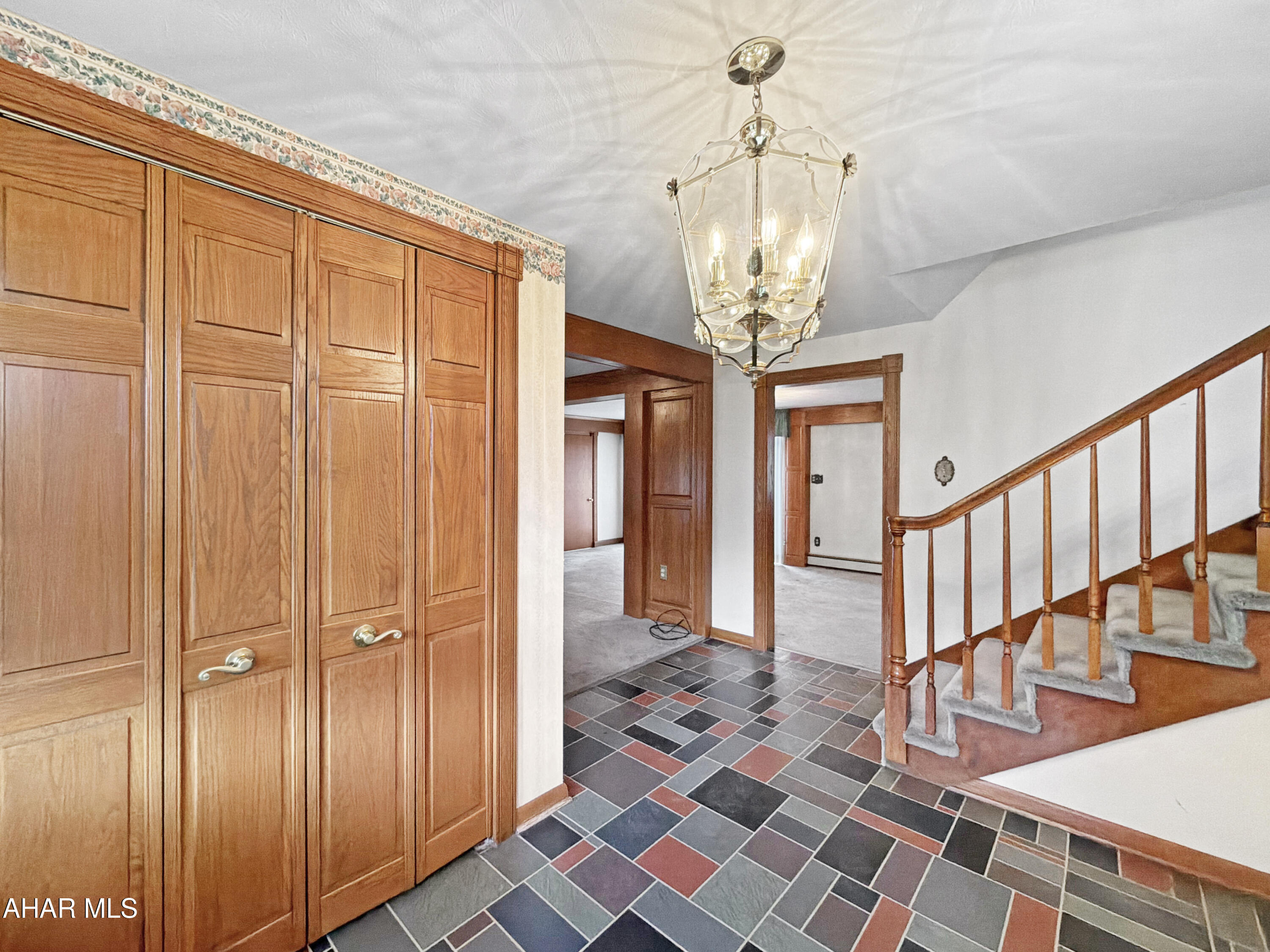 Crestwood - Residential