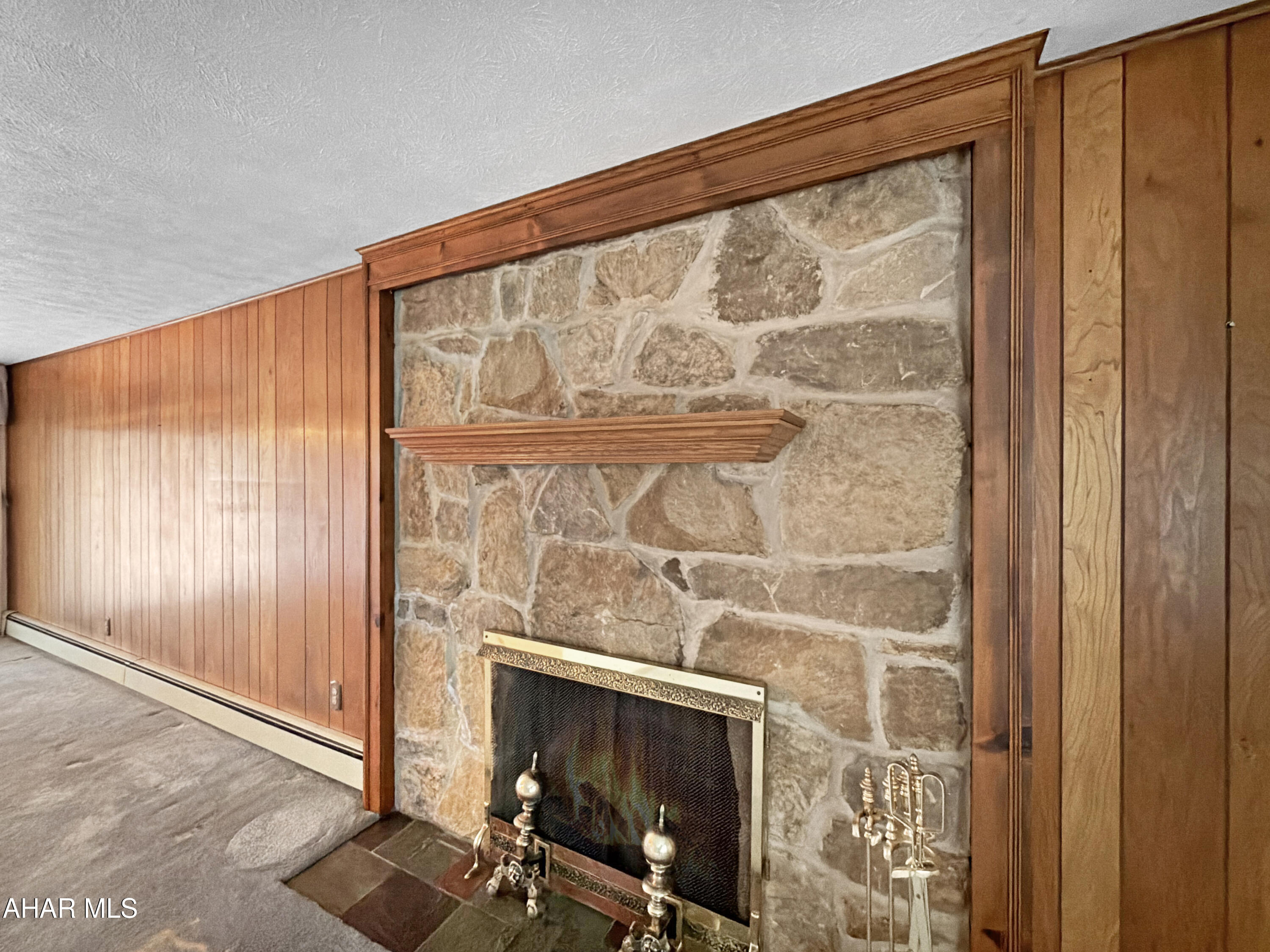 Crestwood - Residential