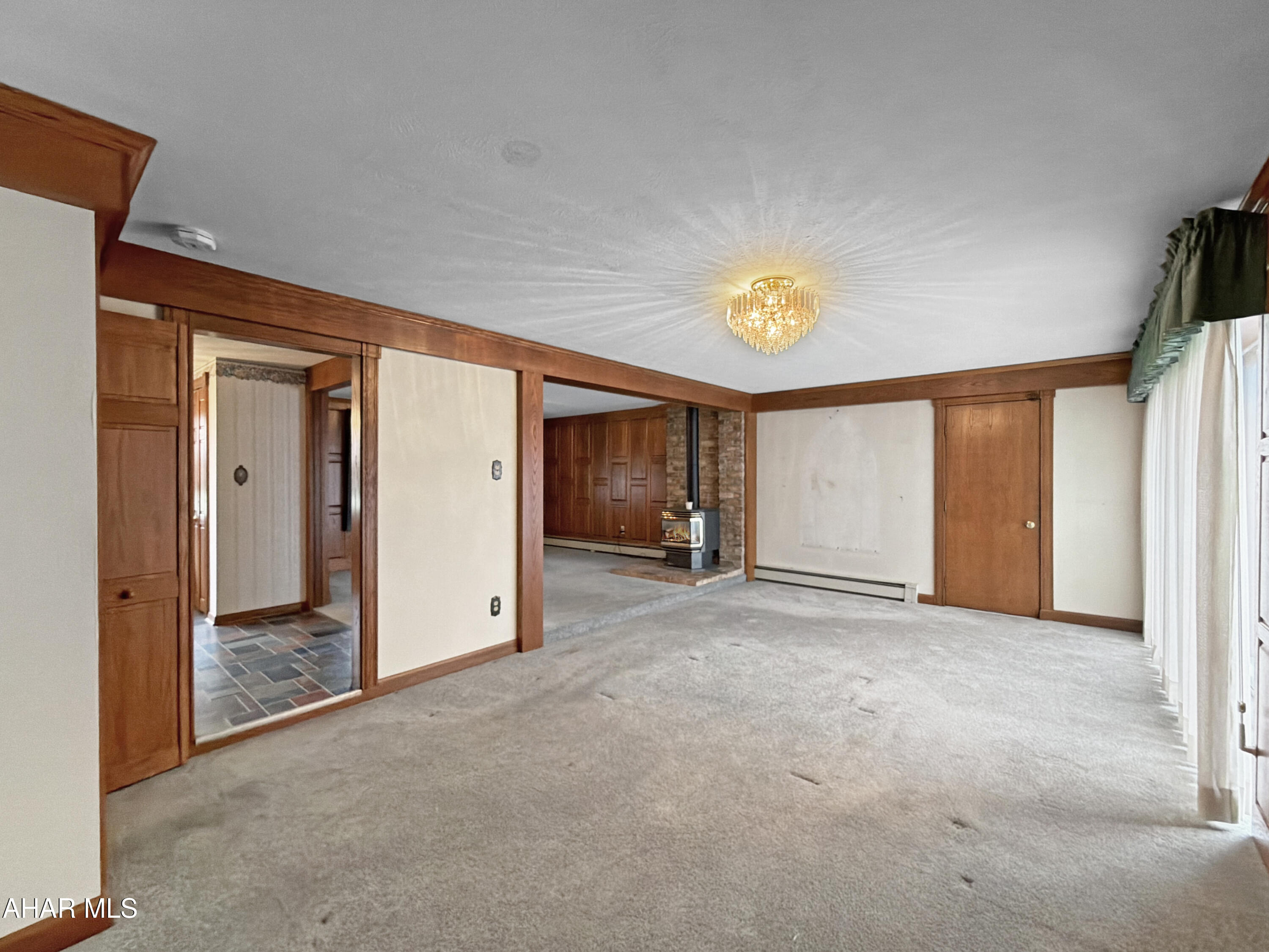 Crestwood - Residential