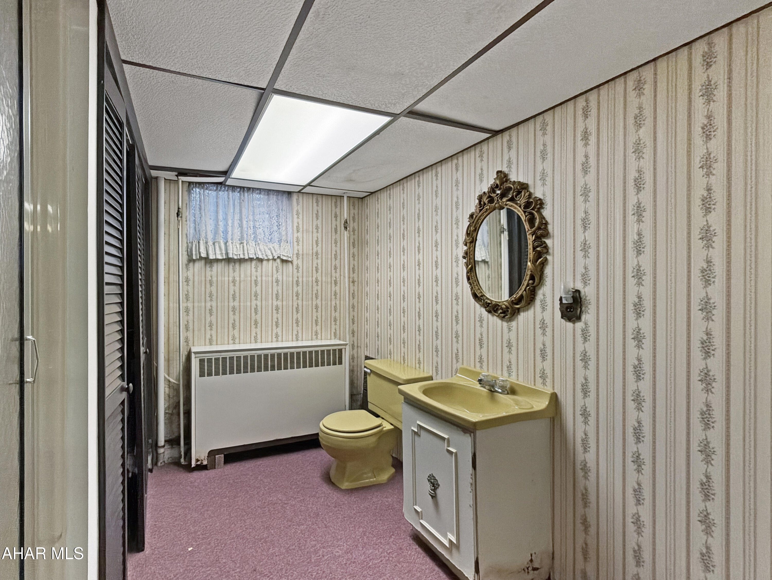 Crestwood - Residential