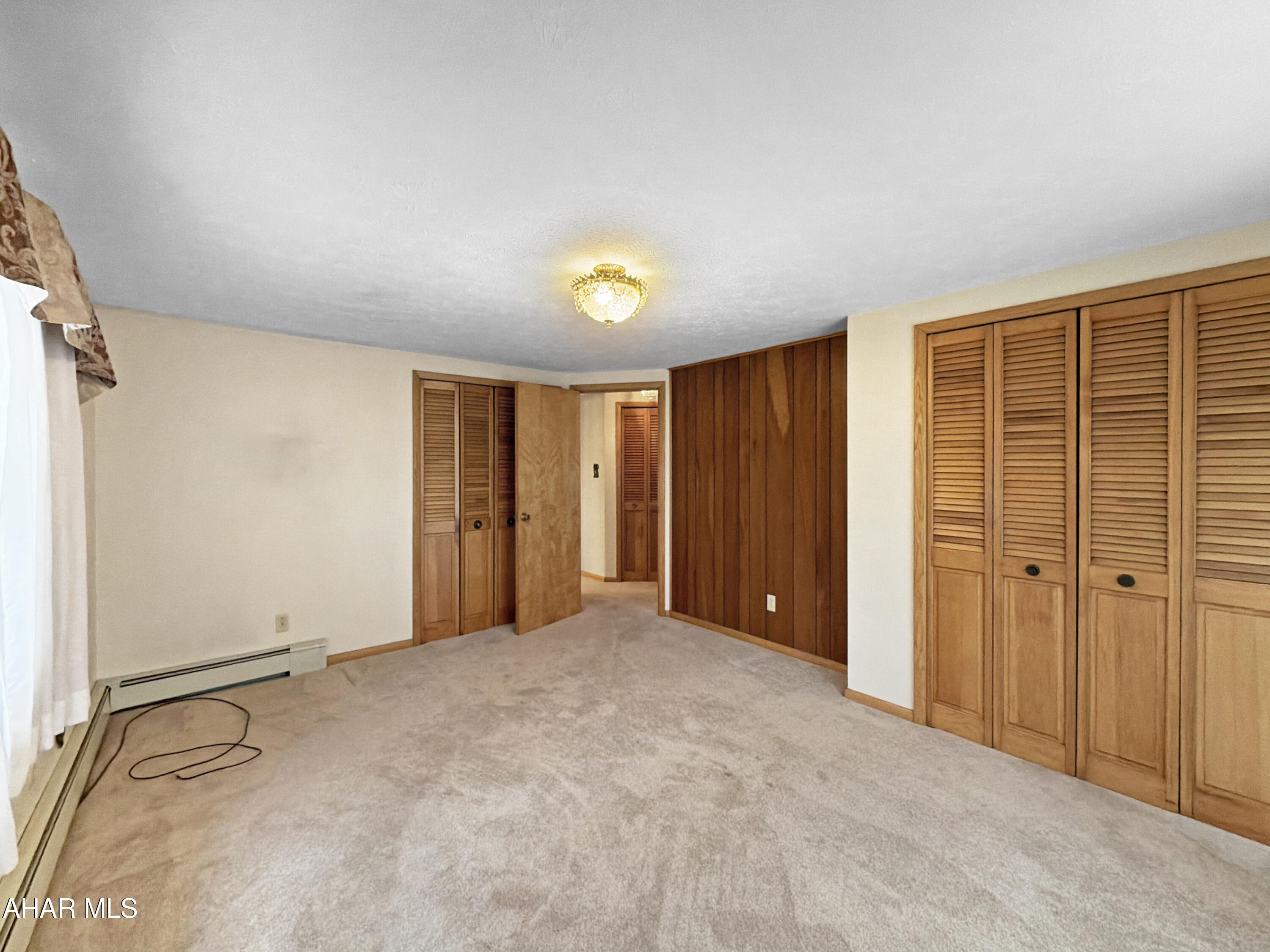 Crestwood - Residential