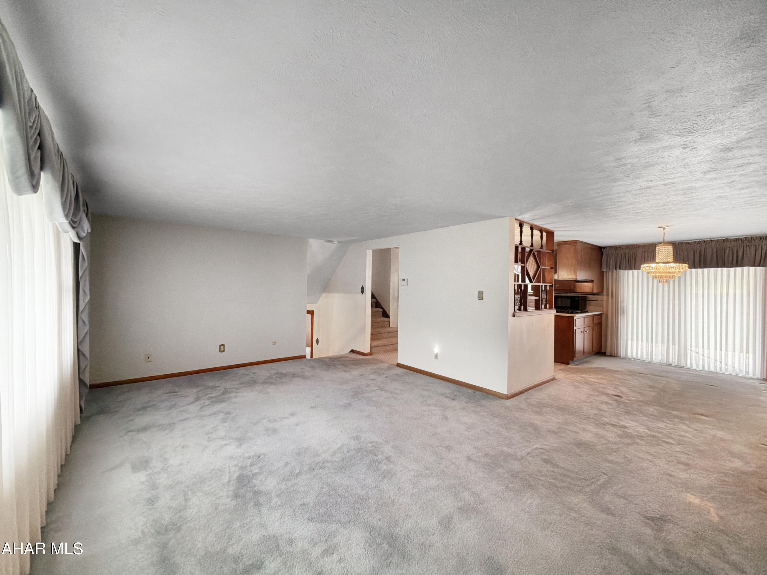 Crestwood - Residential