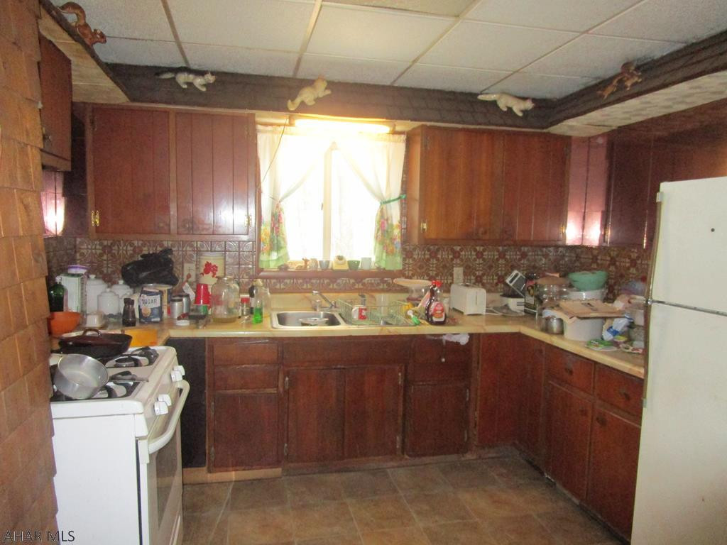 Unknown - Residential