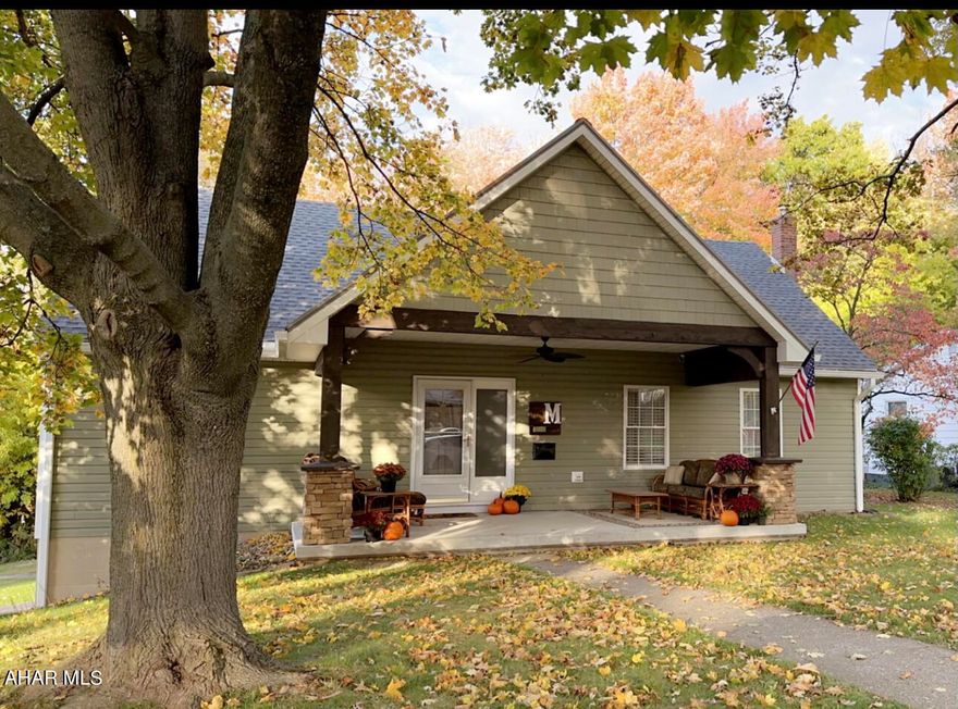 Newly updated and remodeled home in the Highland Park neighborhood.  Move right in to this fantastic home.  It boasts of three bedrooms, one being the master on the first floor it's own custom tub and walk-in shower.  Two large bedrooms are on the second floor with a full bath.  The living room, kitchen, and dining room are open concept with bamboo floors throughought.  Off of the kitchen is a small office area along with a half bath and laundry area.  In the basement you'll find a homey living space, kitchenette, and another 3/4 bathroom.  Outside you will find the perfect place to entertain in the fenced in backyard.  With a back porch that leads down to a heated inground pool (new liner in 2022) and patio area with a firepit and planters.  Off of the other side of the porch you will find a private hot tub area.  An electric hidden dog fence has also been installed around the property.

The roof, furnace, instant water heater, 200 amp electric service have all been replaced since 2017.  New carpet and paint throughout as well.