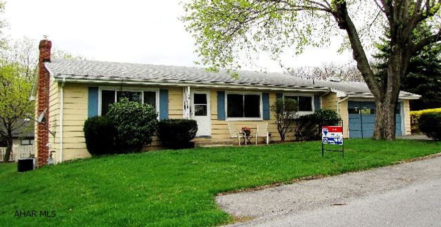 One story living in a great location. Freshly painted with new carpeting, hardwood floors through hallway and bedrooms. Living and dining room are spacious w/open floor plan. Nice country kitchen w/new floors, frehly painted and enough space for a small table. A must see!